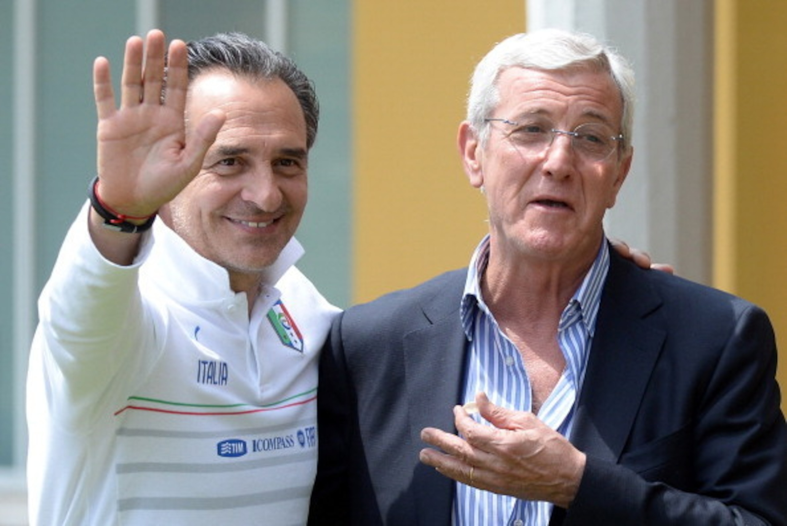 FLORENCE, ITALY - MAY 29:  Head coach Italy Cesare Prandelli (L) and Marcello Lippi during a training session at Coverciano on May 29, 2014 in Florence, Italy.  (Photo by Claudio Villa/Getty Images)