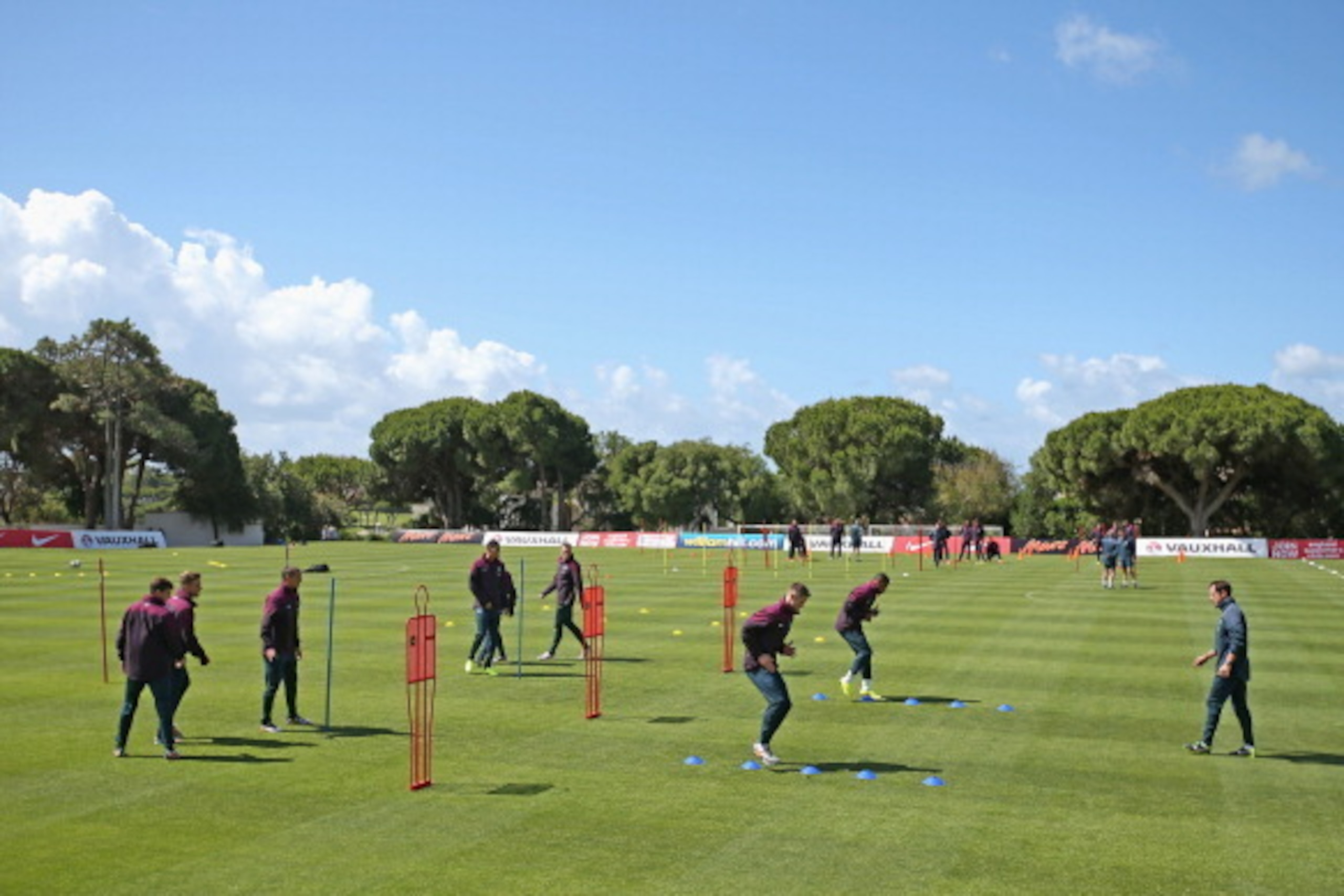 VALE DO LOBO, ALGARVE, PORTUGAL - MAY 21:  Players warm up during a training session at the England pre-World Cup Training Camp at the Vale Do Lobo Resort on May 21, 2014 in Vale Do Lobo, Algarve, Portugal.  (Photo by Richard Heathcote/Getty Images)