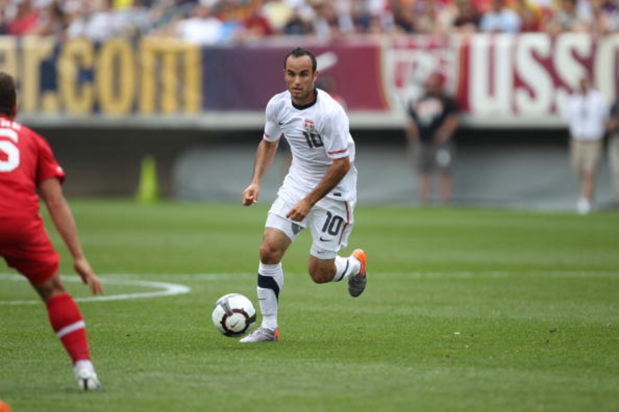 PHILADELPHIA - MAY 29 : Landon Donovan #10 of the United States during a pre-World Cup warm-up match against Turkey at Lincoln Financial Field on May 29, 2010 in Philadelphia, Pennsylvania. (Photo by Hunter Martin/Getty Images)