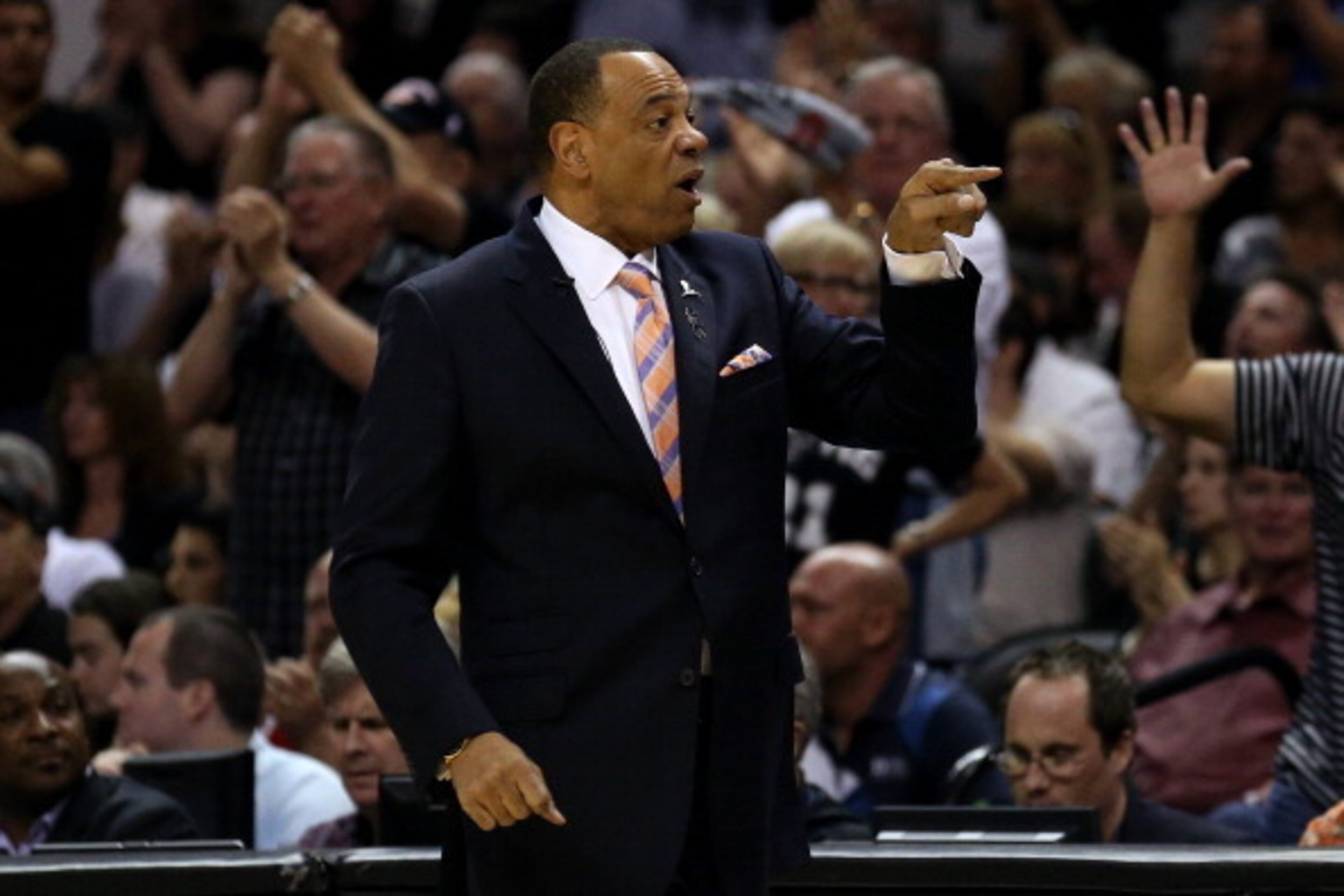 SAN ANTONIO, TX - MAY 21:  Head coach Lionel Hollins of the Memphis Grizzlies looks on against the San Antonio Spurs during Game Two of the Western Conference Finals of the 2013 NBA Playoffs at AT&T Center on May 21, 2013 in San Antonio, Texas. NOTE TO US
