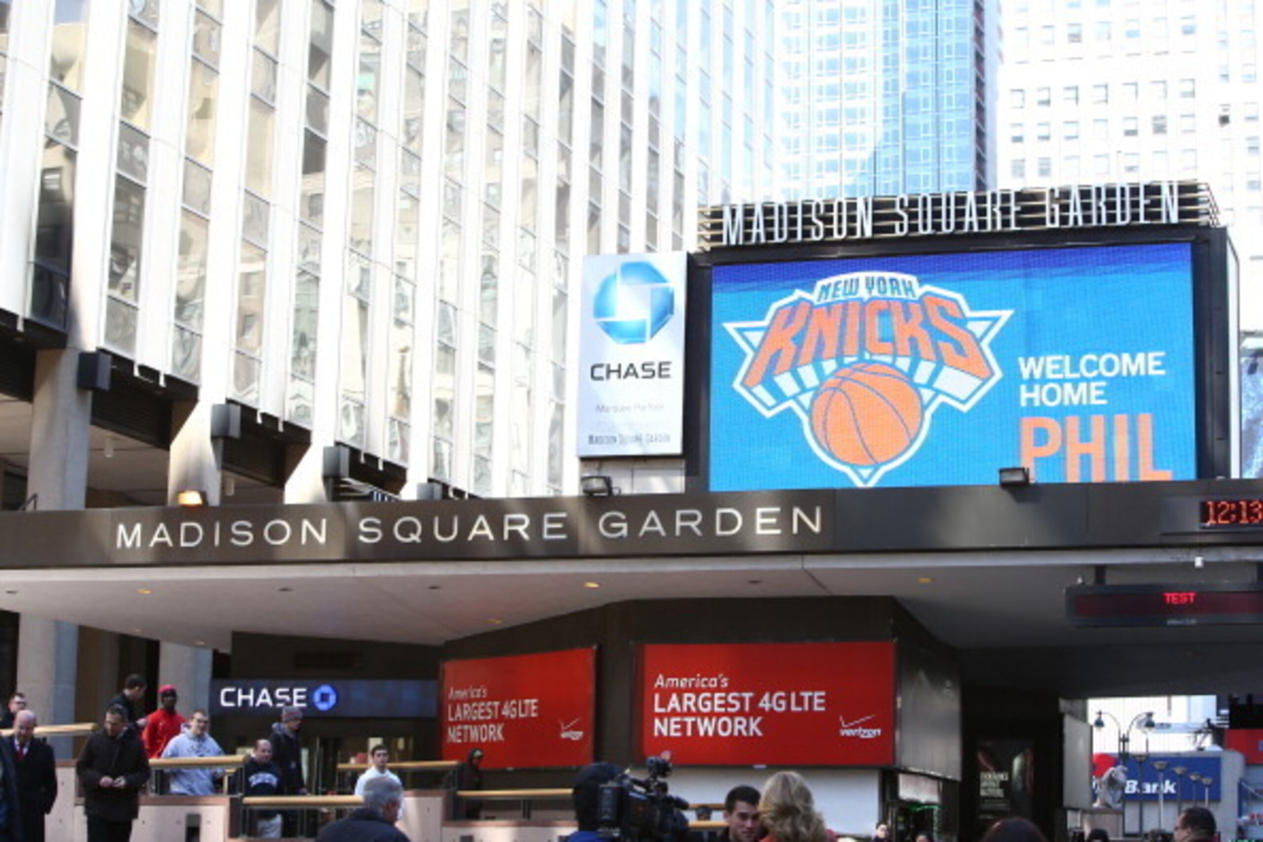 NEW YORK, NY - MARCH 18: An overall shot of the exterior of Madison Square Garden during the press conference announcing Phil Jackson as the New York Knicks president at Madison Square Garden in New York. NOTE TO USER: User expressly acknowledges and agr NEW YORK, NY - MARCH 18: An overall shot of the exterior of Madison Square Garden during the press conference announcing Phil Jackson as the New York Knicks president at Madison Square Garden in New York. NOTE TO USER: User expressly acknowledges and agr