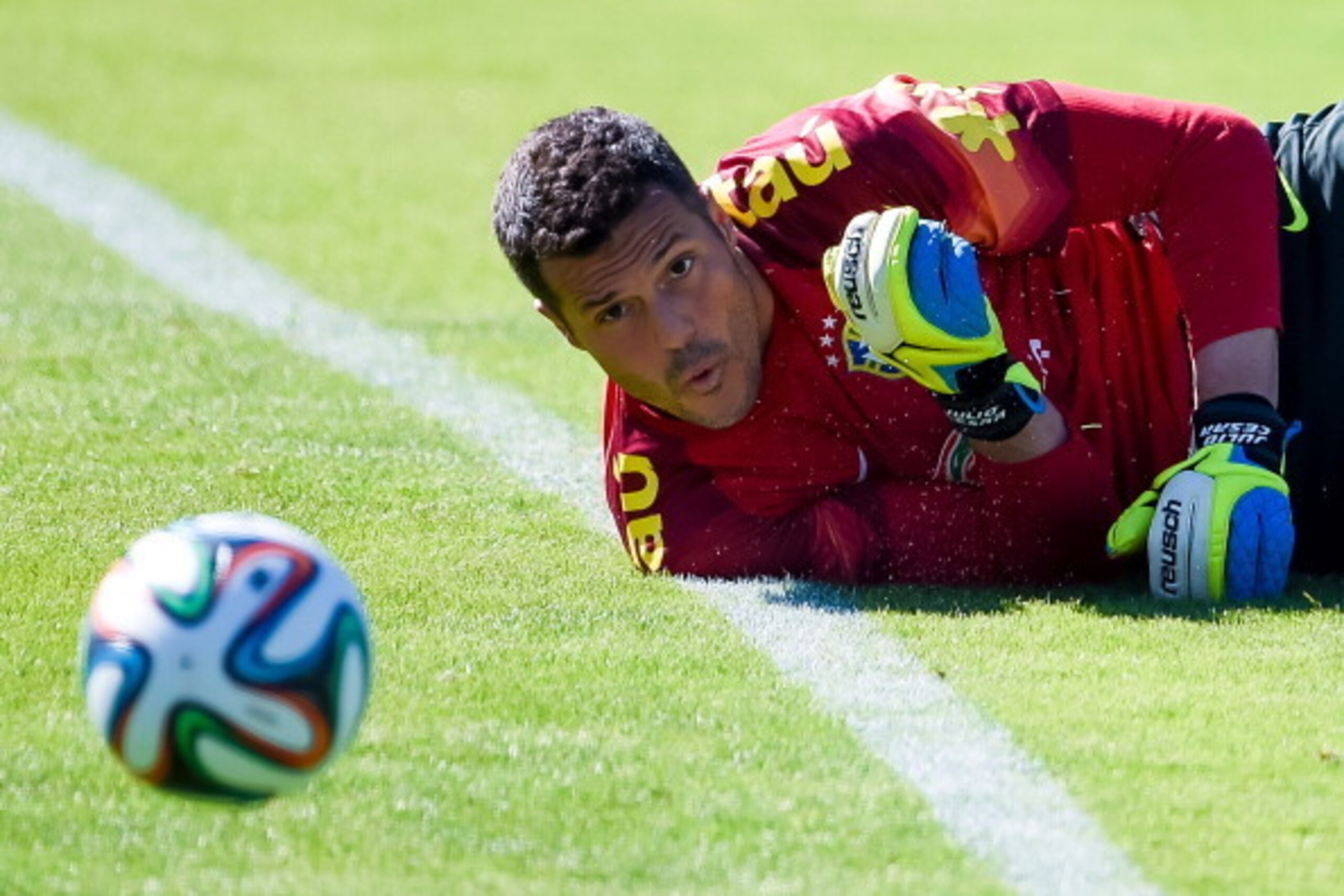 TERESOPOLIS, BRAZIL - MAY 30: Goalkeeper Julio Cesar in action during a training session of the Brazilian national football team at the squad's Granja Comary training complex, in Teresopolis, 90 km from downtown Rio de Janeiro on May 30, 2014 in Teresopol