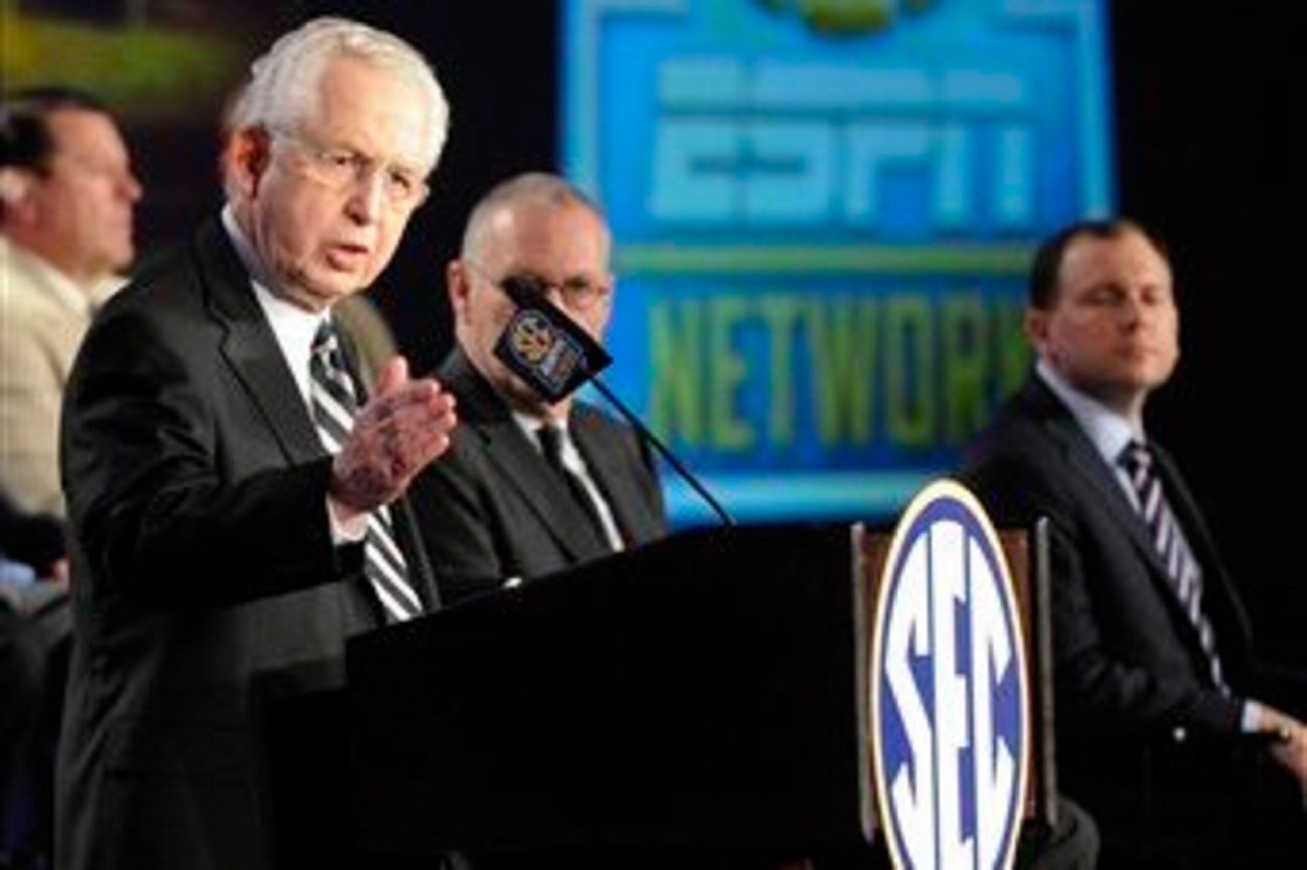 SEC commissioner Mike Slive SEC commissioner Mike Slive