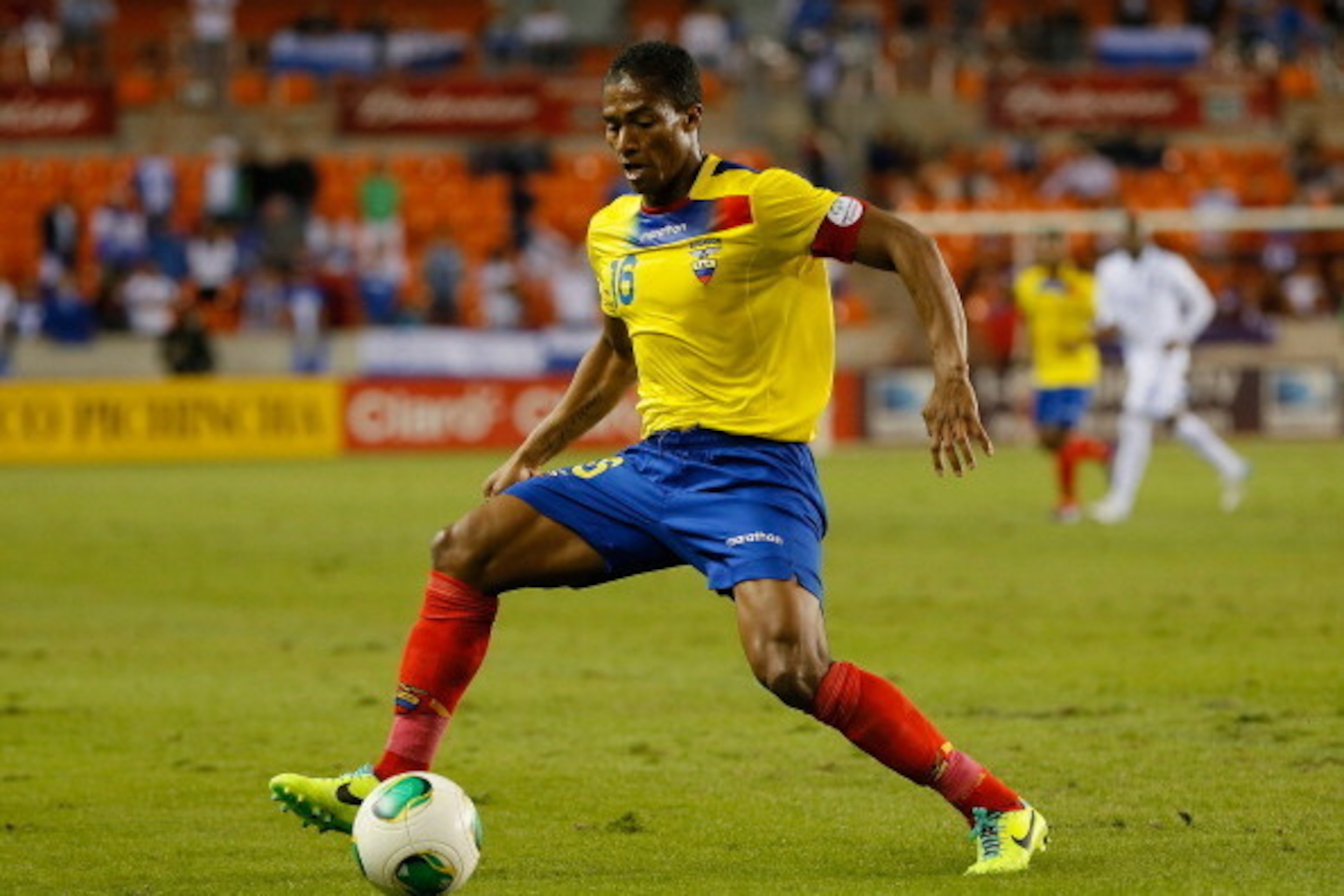 HOUSTON, TX - NOVEMBER 19:  Antonio Valencia #16 of Ecuador against Honduras during an international friendly match at BBVA Compass Stadium on November 19, 2013 in Houston, Texas.  (Photo by Kevin C. Cox/Getty Images)