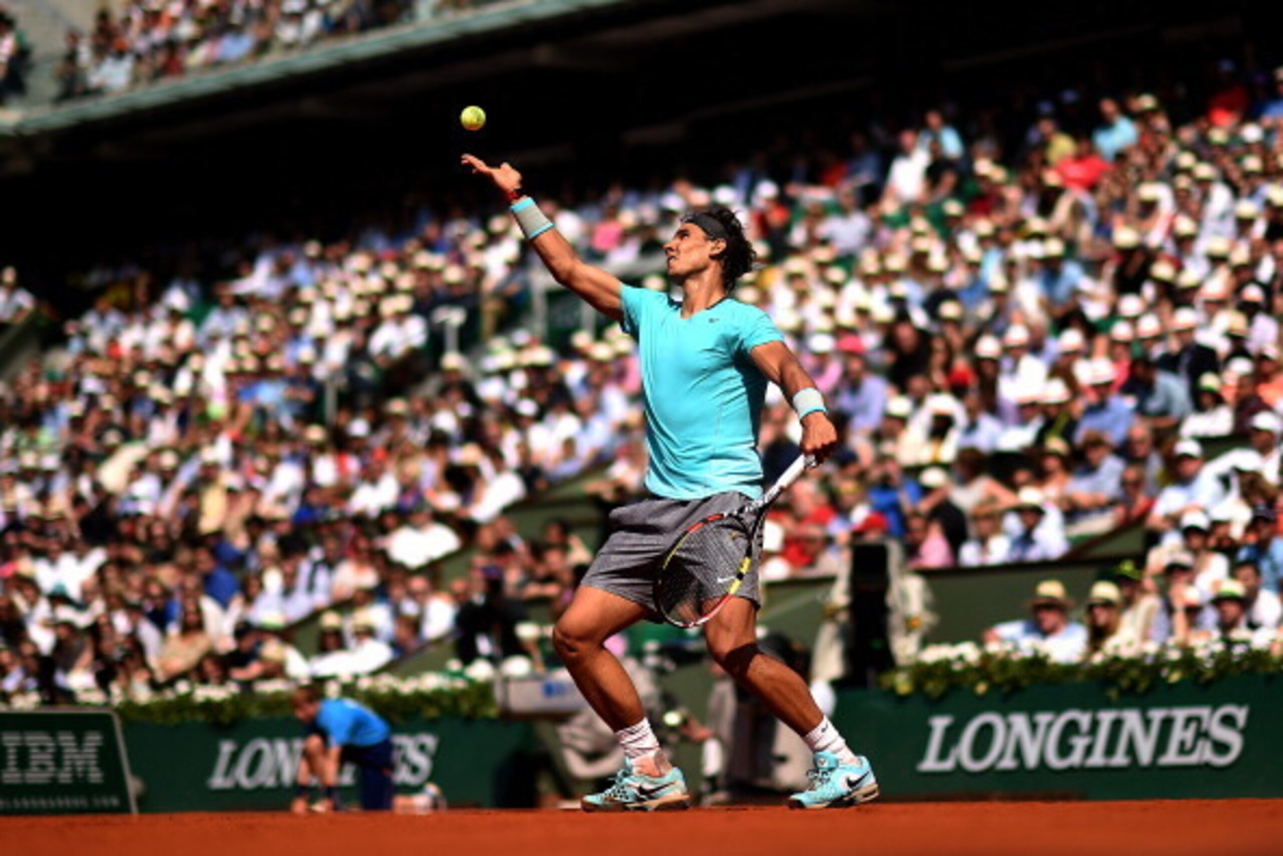 PARIS, FRANCE - MAY 31:  Rafael Nadal of Spain serves during his men's singles match against Leonardo Mayer of Argentina on day seven of the French Open at Roland Garros on May 31, 2014 in Paris, France.  (Photo by Matthias Hangst/Getty Images)