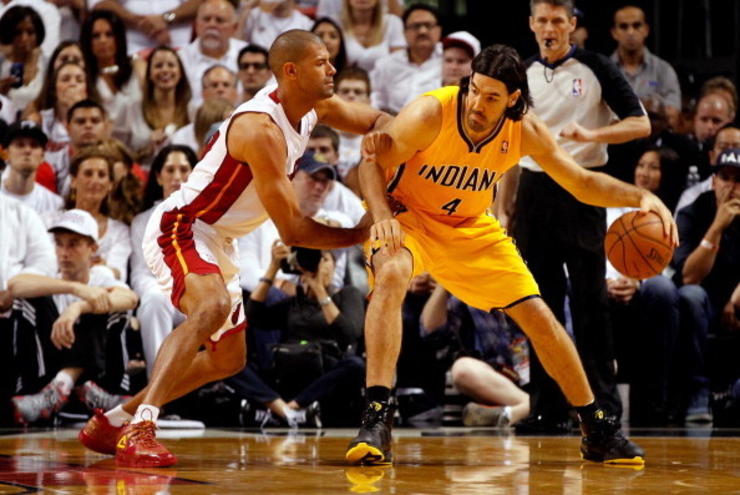MIAMI, FL - MAY 30: Shane Battier #31 of the Miami Heat defends against Luis Scola #4 of the Indiana Pacers during Game Six of the Eastern Conference Finals of the 2014 NBA Playoffs at American Airlines Arena on May 30, 2014 in Miami, Florida. NOTE TO US MIAMI, FL - MAY 30: Shane Battier #31 of the Miami Heat defends against Luis Scola #4 of the Indiana Pacers during Game Six of the Eastern Conference Finals of the 2014 NBA Playoffs at American Airlines Arena on May 30, 2014 in Miami, Florida. NOTE TO US