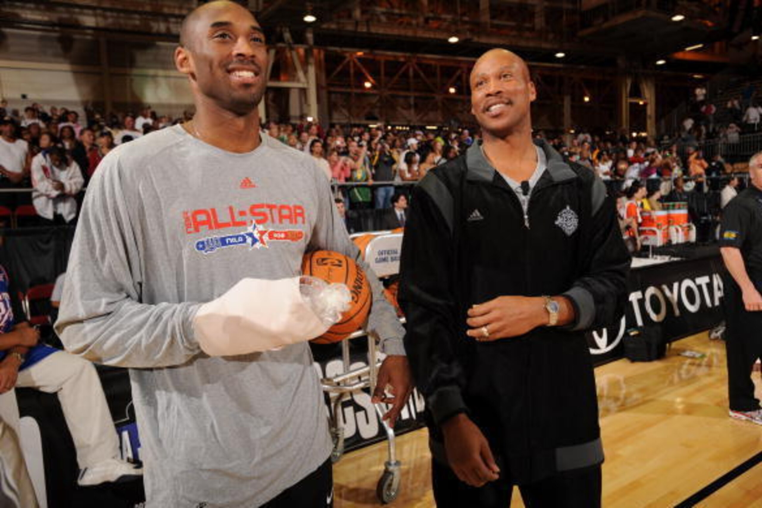 NEW ORLEANS - FEBRUARY 16: Kobe Bryant and Byron Scott of the West All-Stars talk during the West All-Stars Practice on center court at NBA Jam Session presented by Addidas at the Earnest N. Morial Convention Center February 16, 2008 in New Orleans, Louis