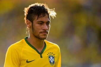 GOIANIA, BRAZIL - JUNE 03:  Neymar  of Brazil looks on during the International Friendly Match between Brazil and Panama at Serra Dourada Stadium on June 03, 2014 in Goiania, Brazil. (Photo by Buda Mendes/Getty Images)