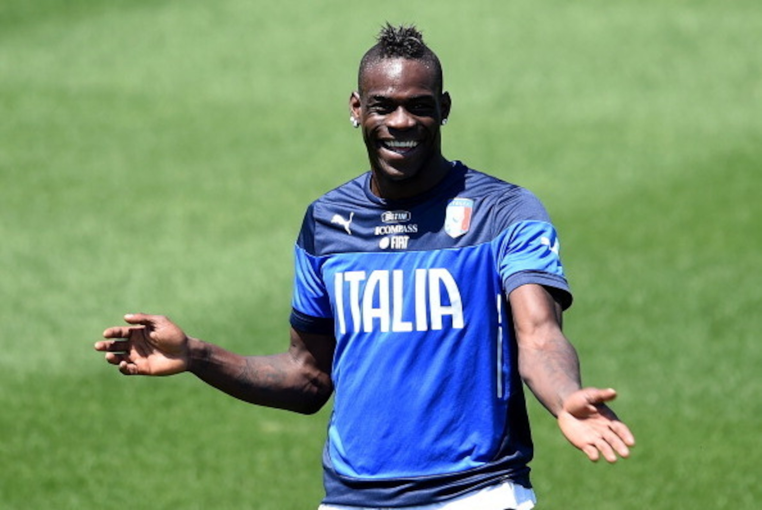 FLORENCE, ITALY - JUNE 02:  Mario Balotelli of Italy during a training session at Coverciano on June 2, 2014 in Florence, Italy.  (Photo by Claudio Villa/Getty Images)