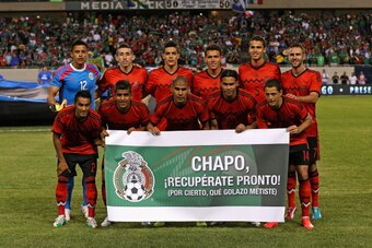 CHICAGO, IL - JUNE 03: The starting eleven of Mexico poses before a match against Bosnia & Herzegovina at Soldier Field on June 3, 2014 in Chicago, Illinois. (Photo by Jonathan Daniel/Getty Images)