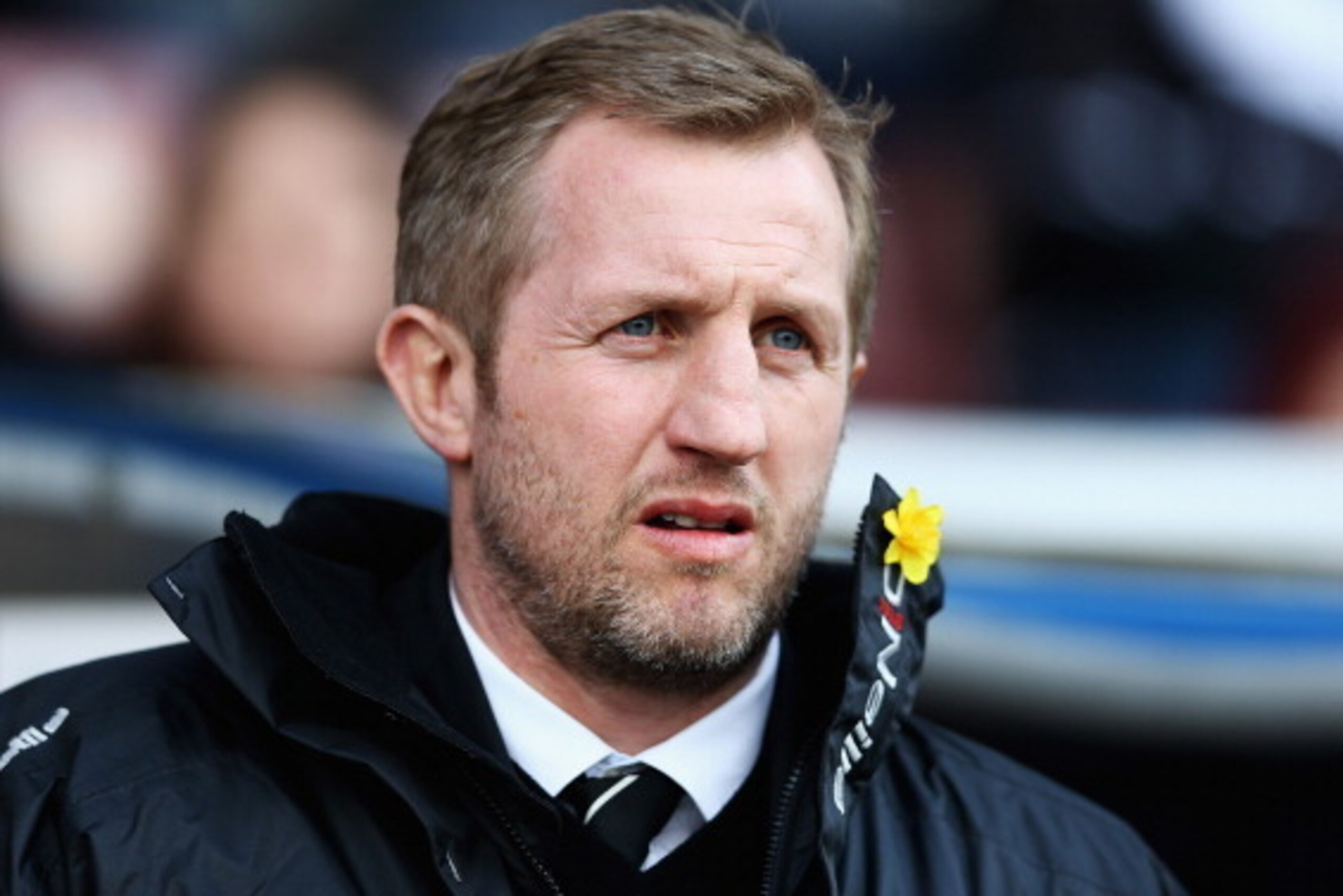 WIDNES, ENGLAND - MARCH 29: head coach Denis Betts of the Widnes Vikings looks on during the Super League match between Widnes Vikings and Warrington Wolves at the Stobart Stadium Halton on March 29, 2013 in Widnes, England. (Photo by Matthew Lewis/Gett WIDNES, ENGLAND - MARCH 29: head coach Denis Betts of the Widnes Vikings looks on during the Super League match between Widnes Vikings and Warrington Wolves at the Stobart Stadium Halton on March 29, 2013 in Widnes, England. (Photo by Matthew Lewis/Gett