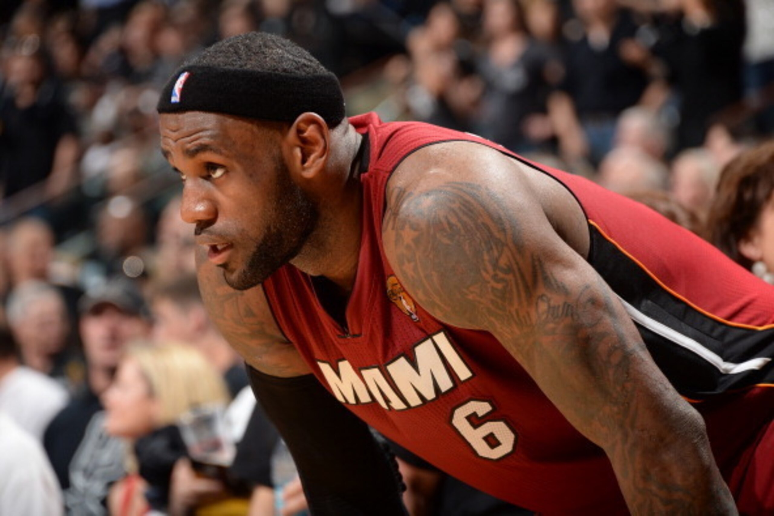 SAN ANTONIO, TX - JUNE 05: LeBron James #6 of the Miami Heat during Game One of the 2014 NBA Finals between the Miami Heat and San Antonio Spurs at AT&T Center on June 5, 2014 in San Antonio, Texas. NOTE TO USER: User expressly acknowledges and agrees tha
