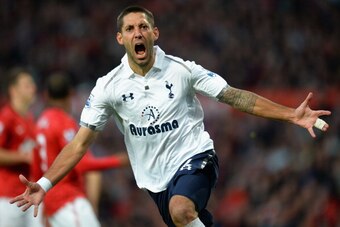 MANCHESTER, ENGLAND - SEPTEMBER 29:  Clint Dempsey of Tottenham Hotspur scores his side's third goal during the Barclays Premier League match between Manchester United and Tottenham Hotspur at Old Trafford on September 29, 2012 in Manchester, England.  (P