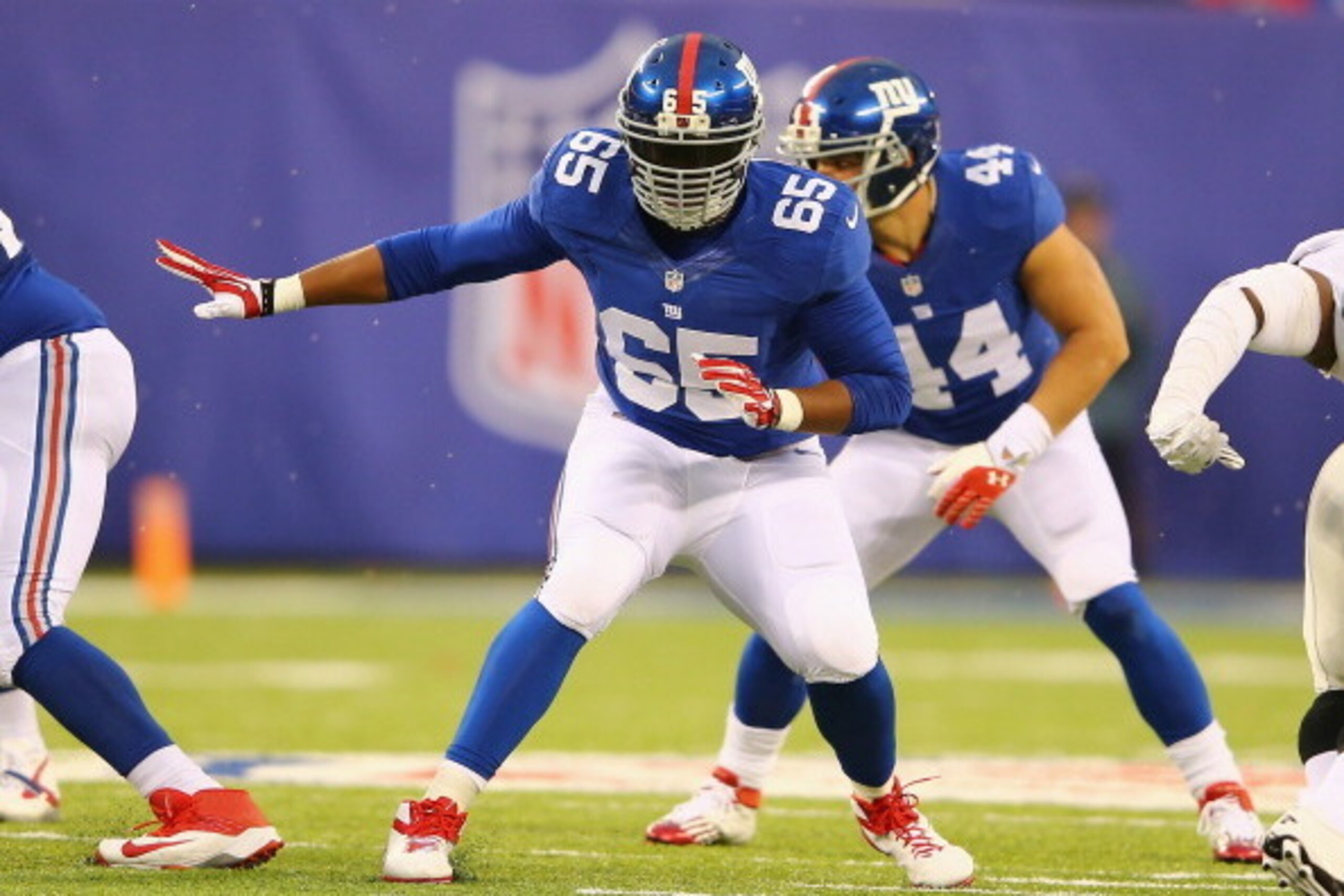 EAST RUTHERFORD, NJ - NOVEMBER 10: Will Beatty #65 of the New York Giants in action against the Oakland Raiders during their game at MetLife Stadium on November 10, 2013 in East Rutherford, New Jersey. (Photo by Al Bello/Getty Images) EAST RUTHERFORD, NJ - NOVEMBER 10: Will Beatty #65 of the New York Giants in action against the Oakland Raiders during their game at MetLife Stadium on November 10, 2013 in East Rutherford, New Jersey. (Photo by Al Bello/Getty Images)