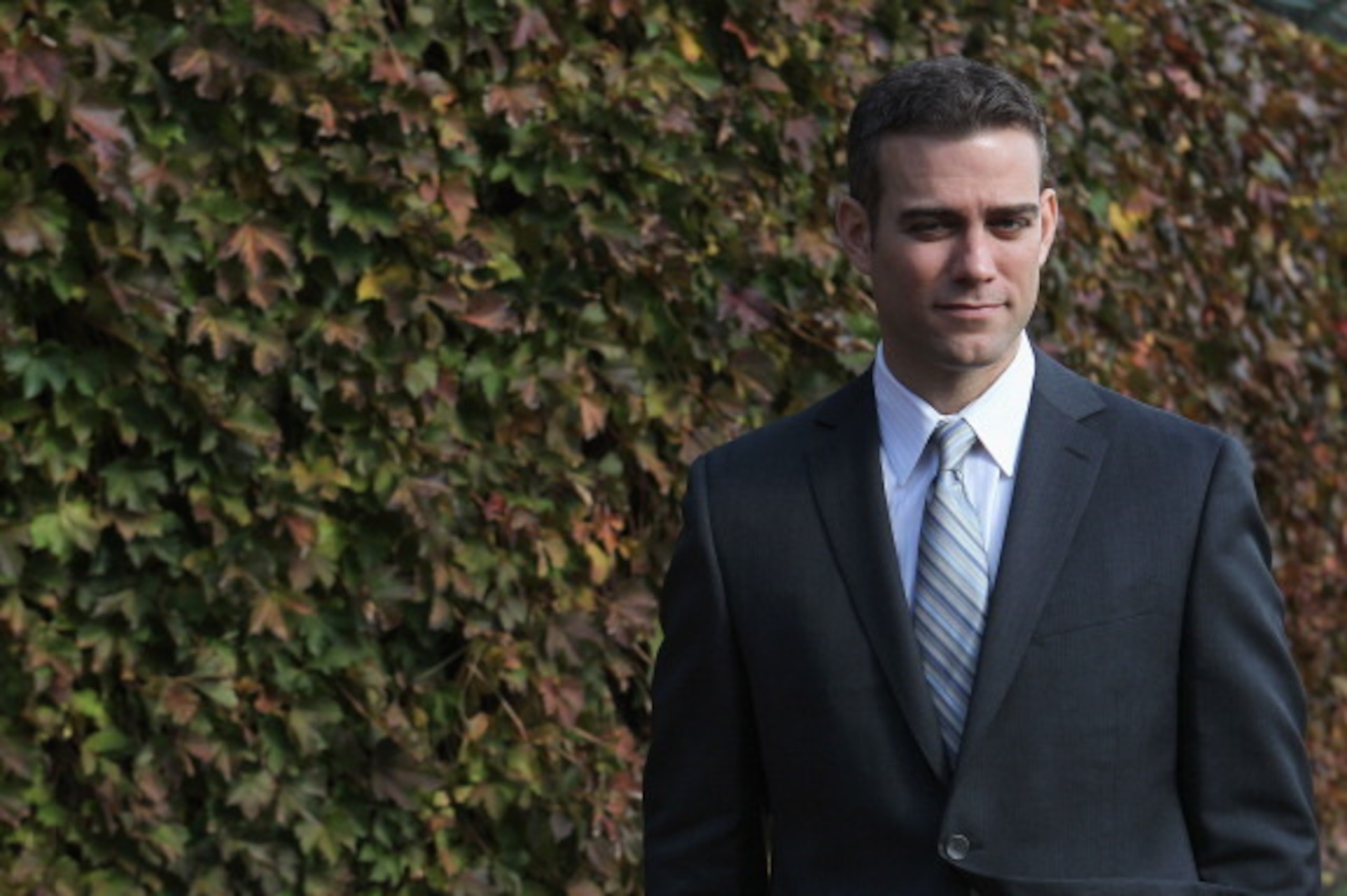 CHICAGO, IL - OCTOBER 25:  Theo Epstein, the new President of Baseball Operations for the Chicago Cubs, poses in the outfield following a press conference at Wrigley Field on October 25, 2011 in Chicago, Illinois.  (Photo by Jonathan Daniel/Getty Images)