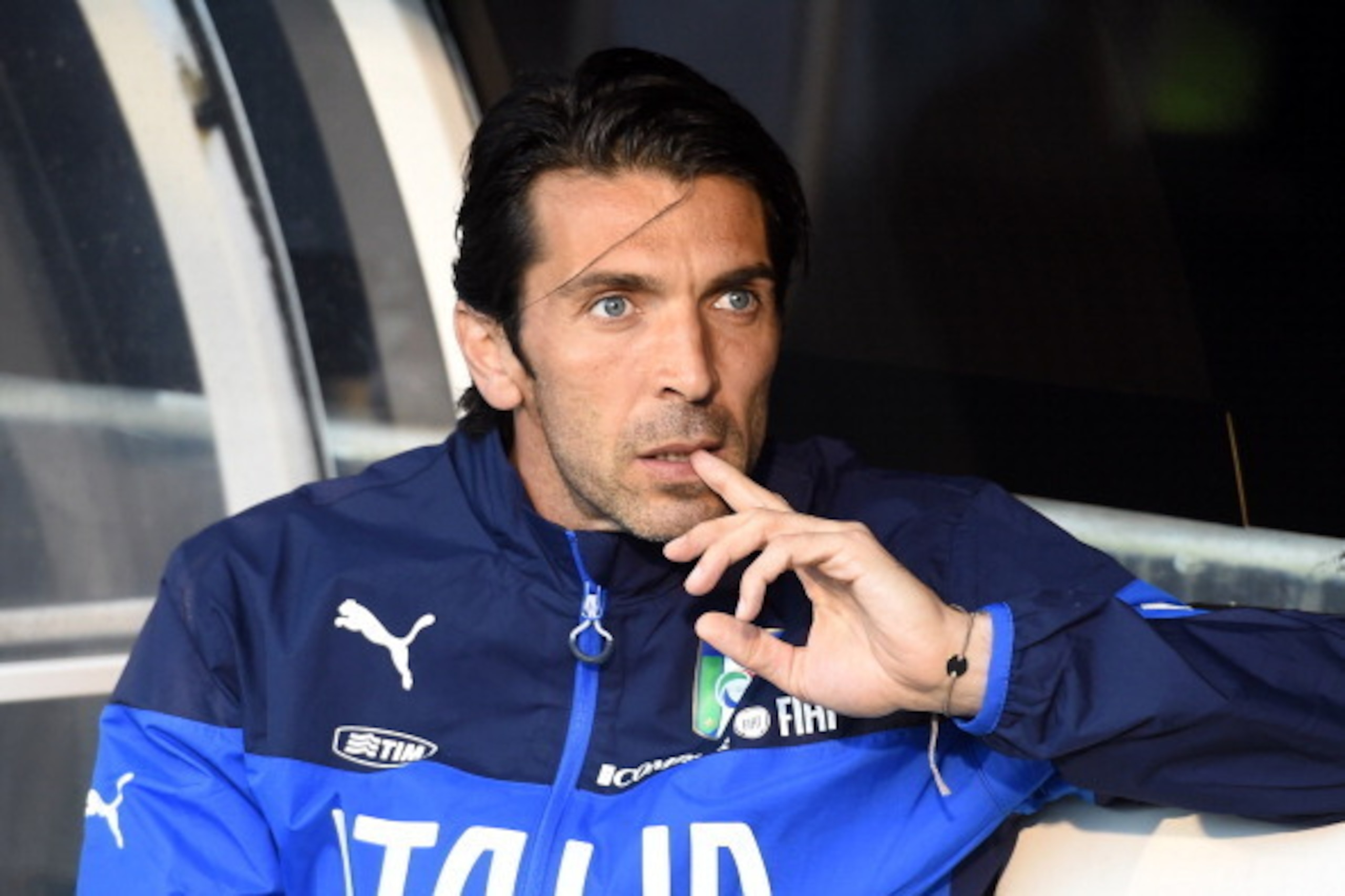 LONDON, ENGLAND - MAY 31: Gianluigi Buffon of Italy looks on prior to the International Friendly match between Italy and Ireland at Craven Cottage on May 30, 2014 in London, England. (Photo by Claudio Villa/Getty Images) LONDON, ENGLAND - MAY 31: Gianluigi Buffon of Italy looks on prior to the International Friendly match between Italy and Ireland at Craven Cottage on May 30, 2014 in London, England. (Photo by Claudio Villa/Getty Images)