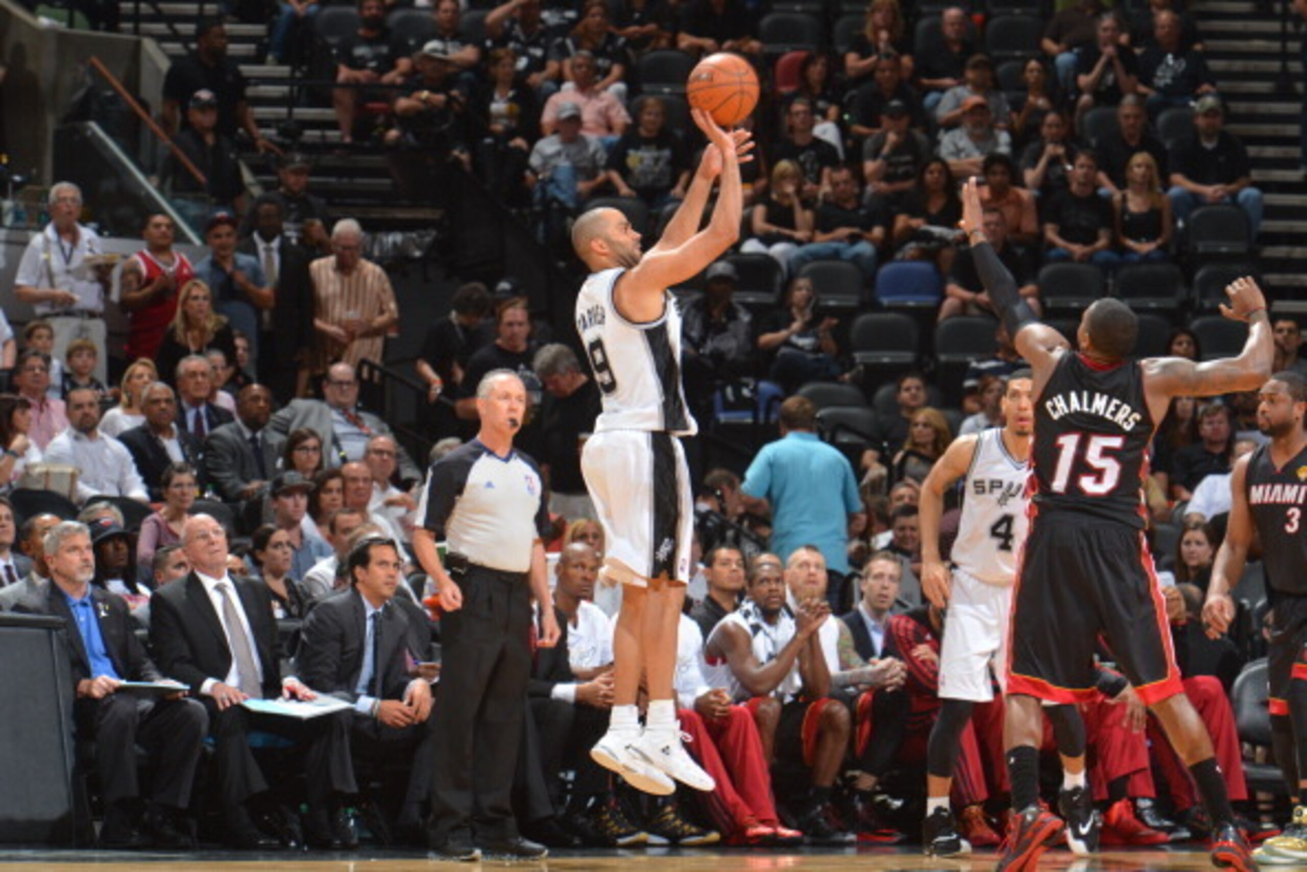 SAN ANTONIO, TX - JUNE 8: Tony Parker #9 of the San Antonio Spurs shoots the ball against the Miami Heat during Game Two of the 2014 NBA Finals on June 8, 2014 at AT&T Center in San Antonio, Texas. NOTE TO USER: User expressly acknowledges and agrees that