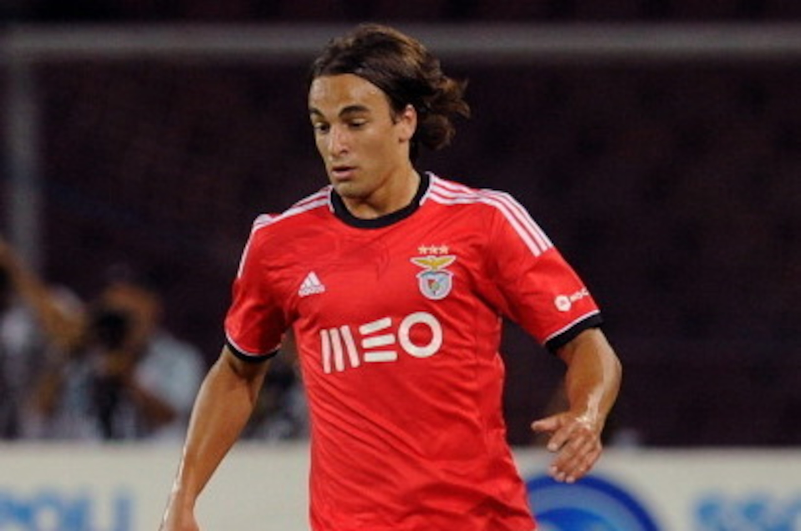 NAPLES, ITALY - AUGUST 09:  Lazar Markovic of Benfca in action during the pre-season friendly match between SSC Napoli and SL Benfica at Stadio San Paolo on August 9, 2013 in Naples, Italy.  (Photo by Giuseppe Bellini/Getty Images)