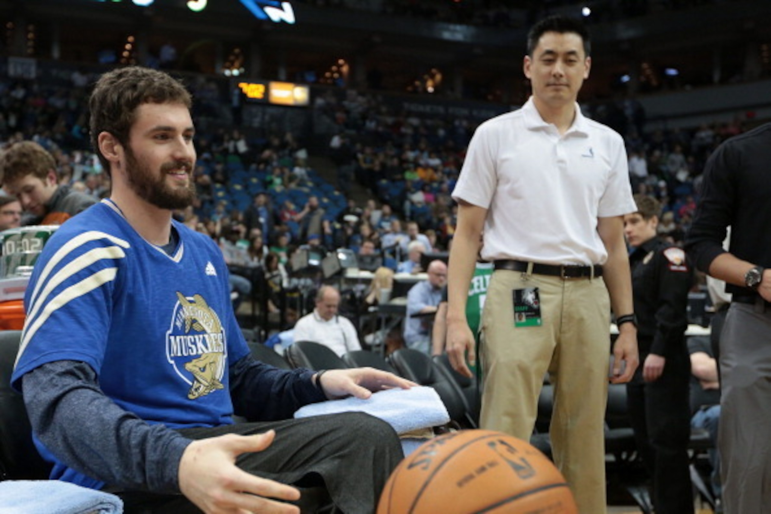 MINNEAPOLIS, MN - MARCH 30:  Kevin Love #42 of the Minnesota Timberwolves sits on the bench prior to the game against the Boston Celtics on March 30, 2012 at Target Center in Minneapolis, Minnesota. NOTE TO USER: User expressly acknowledges and agrees tha