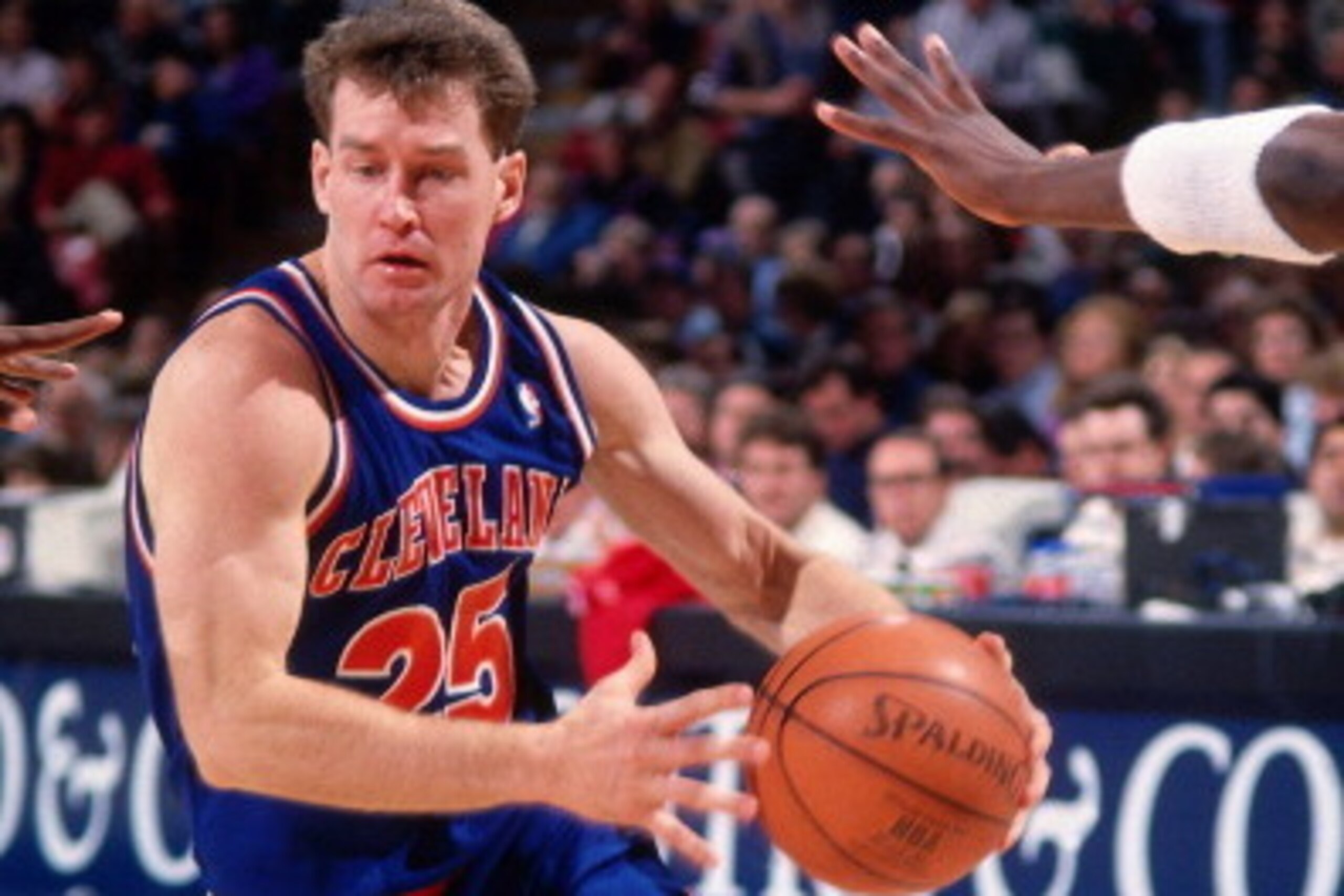 SACRAMENTO, CA - JANUARY 22: Mark Price #25 of the Cleveland Cavaliers dribbles against the Sacramento Kings on January 22, 1994 at Arco Arena in Sacramento, California. NOTE TO USER: User expressly acknowledges and agrees that, by downloading and or usin