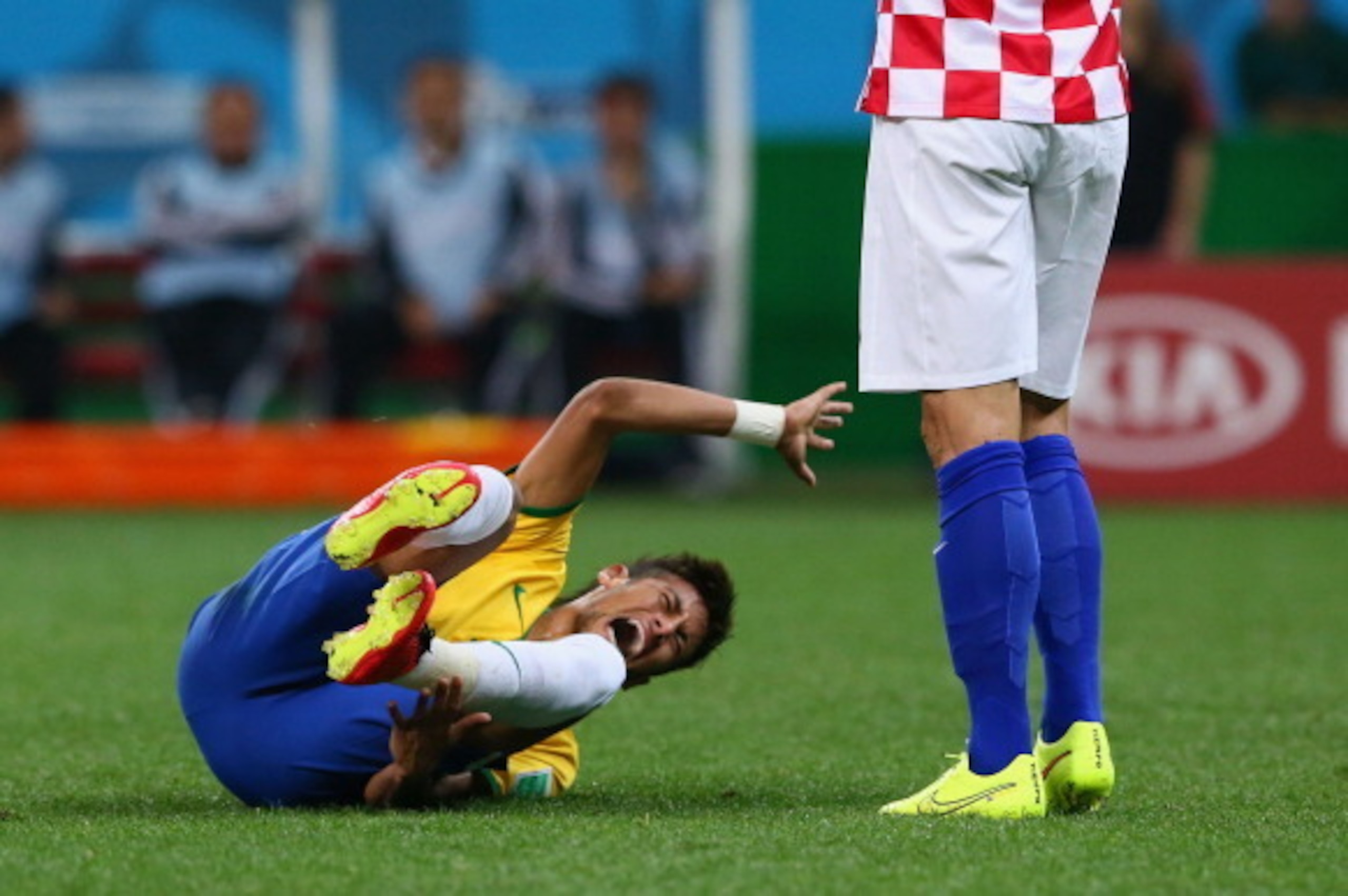 SAO PAULO, BRAZIL - JUNE 12: Neymar of Brazil lies on the field after a challenge in the second half during the 2014 FIFA World Cup Brazil Group A match between Brazil and Croatia at Arena de Sao Paulo on June 12, 2014 in Sao Paulo, Brazil. (Photo by Kev SAO PAULO, BRAZIL - JUNE 12: Neymar of Brazil lies on the field after a challenge in the second half during the 2014 FIFA World Cup Brazil Group A match between Brazil and Croatia at Arena de Sao Paulo on June 12, 2014 in Sao Paulo, Brazil. (Photo by Kev