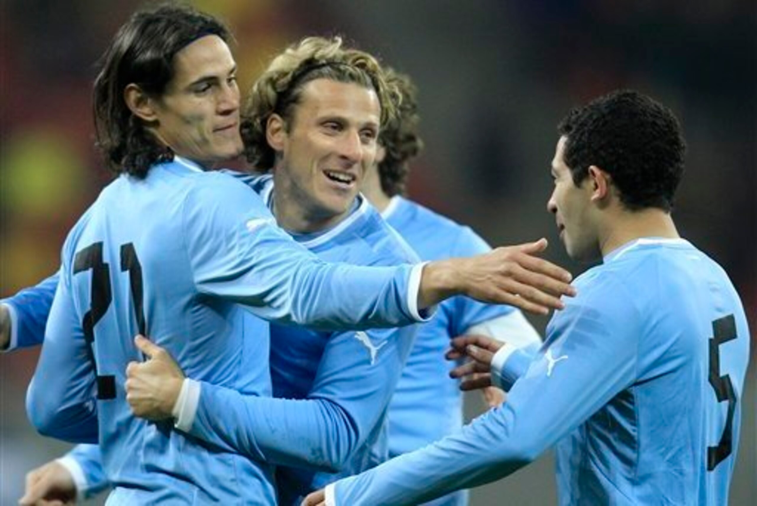 Edinson Cavani and Diego Forlan will be too much for Costa Rica.