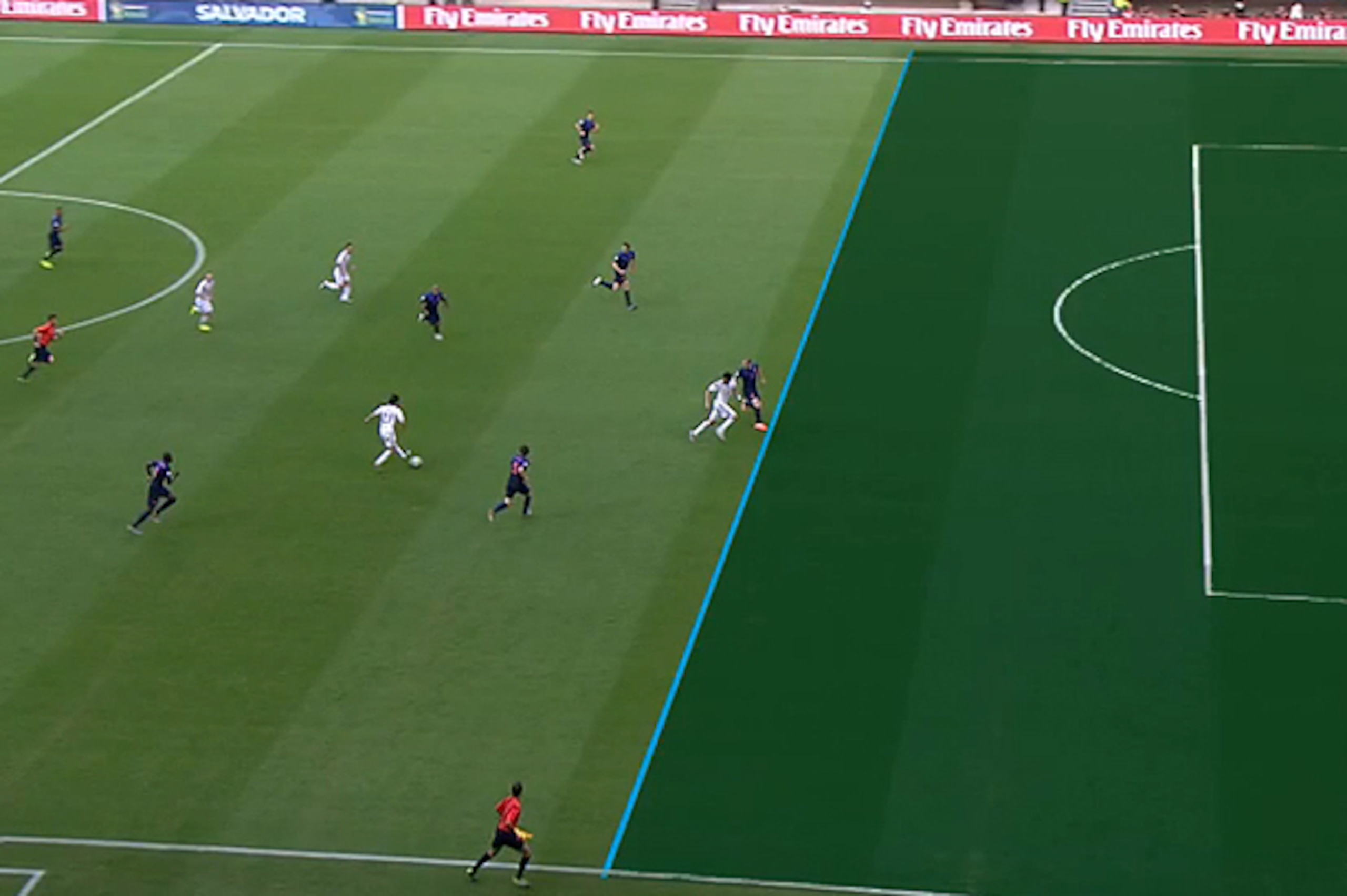 Costa on the shoulder, hitting channels all half long. Costa on the shoulder, hitting channels all half long.