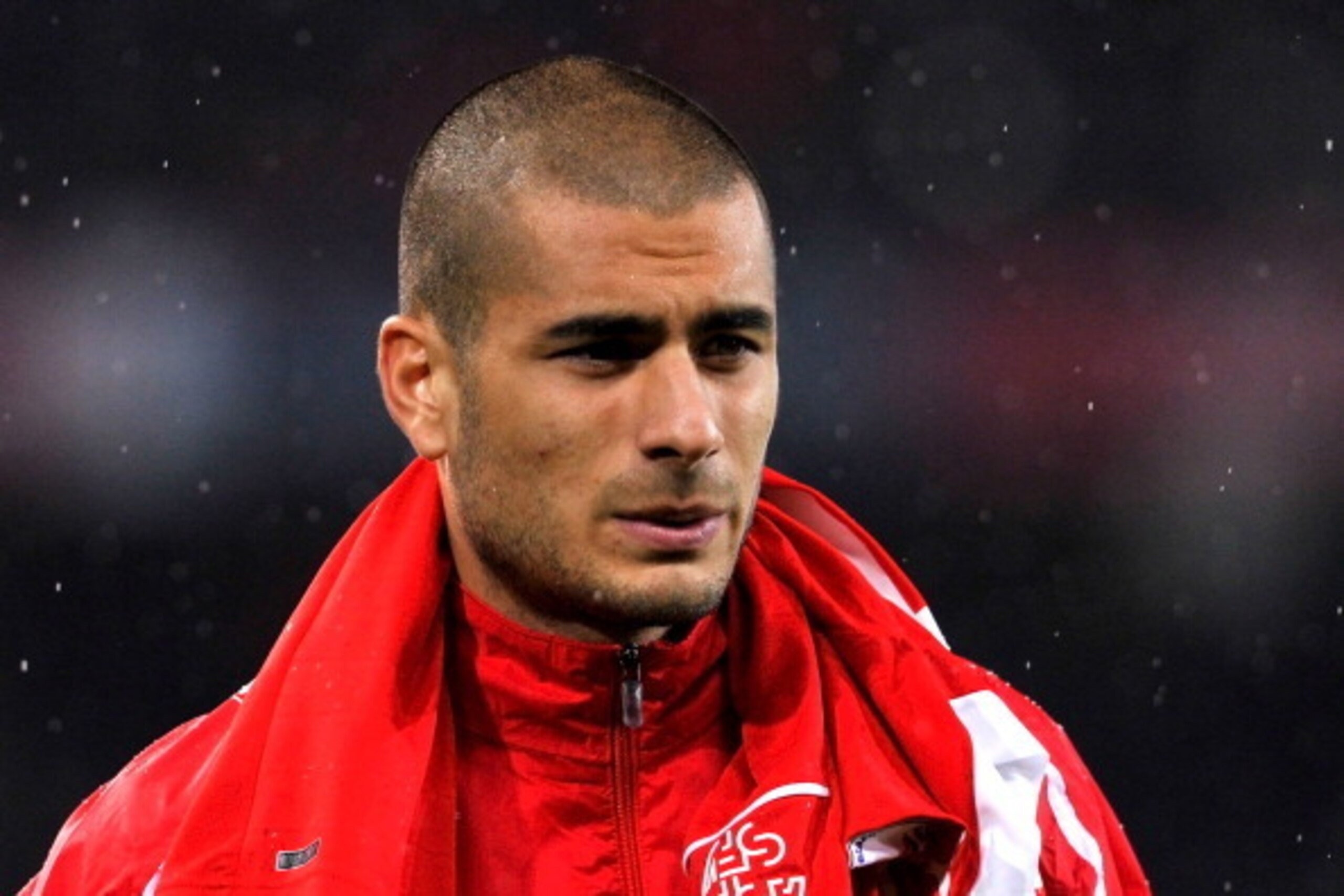 BERN, SWITZERLAND - OCTOBER 15:  Gokhan Inler of Switzerland looks during the FIFA 2014 World Cup Qualifier match half-time between Switzerland and Slovenia match held at Stade de Suisse on October 15, 2013 in Bern, Switzerland.  (Photo by Harold Cunningh