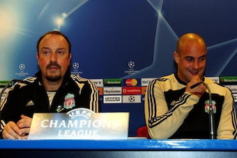 MADRID, SPAIN - OCTOBER 21:  Rafael Benitez, manager of Liverpool, talks to the press with goalkeeper Pepe Reina before the UEFA Champions League Group D match between Atletico Madrid and Liverpool at the Vicente Calderon Stadium on October 21, 2008 in Ma
