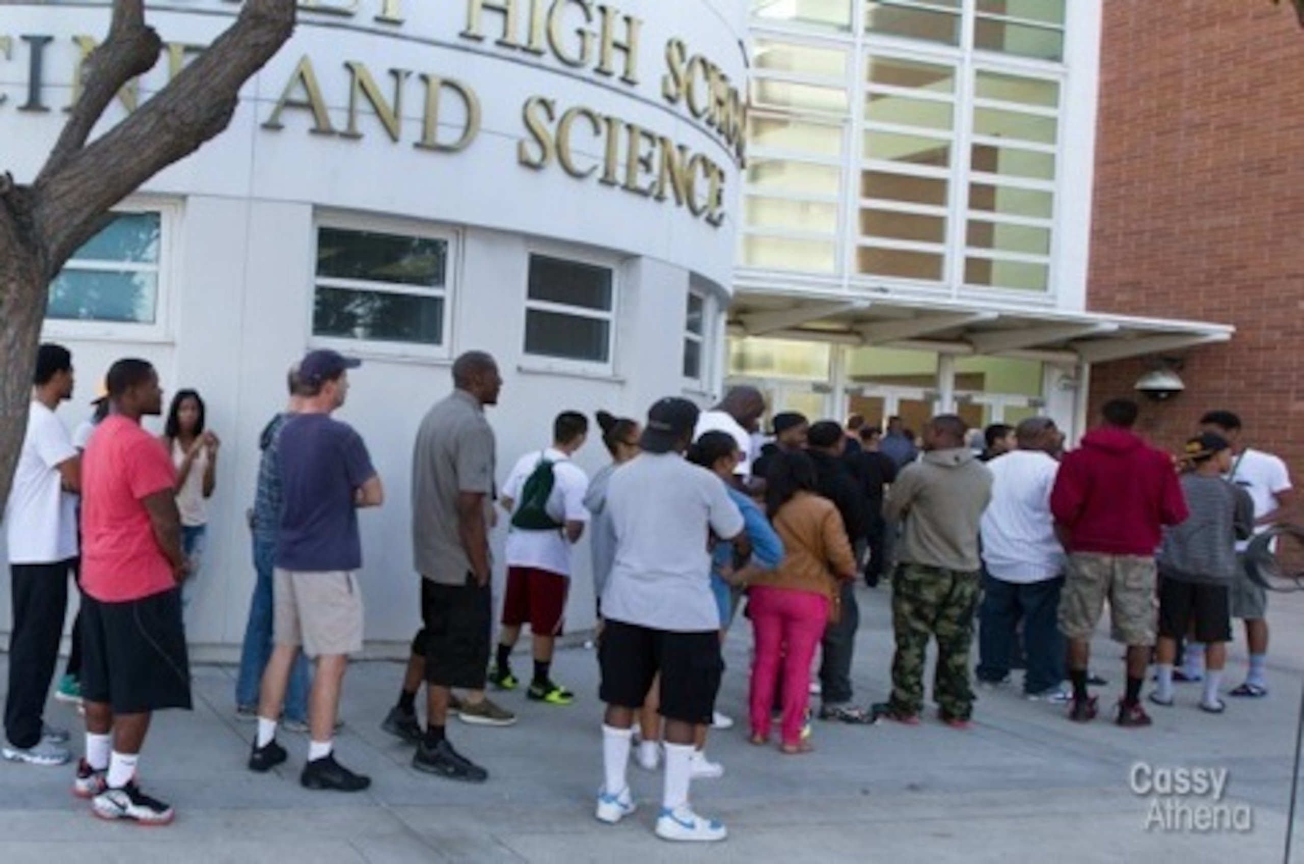 Fans line up to watch the Drew League.