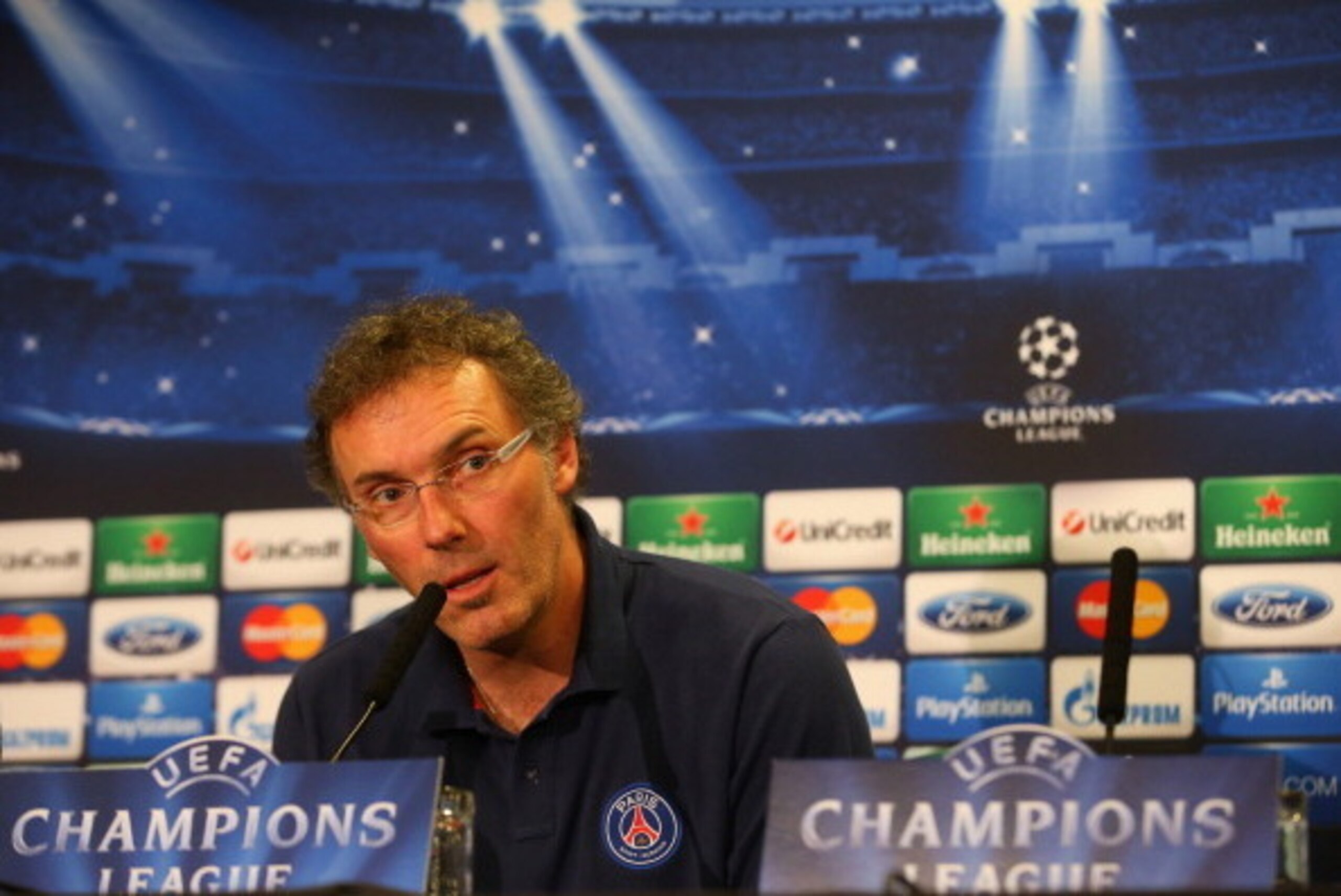 LONDON, ENGLAND - APRIL 07:  Laurent Blanc, manager of PSG talks to the media at Stamford Bridge on April 7, 2014 in London, England.  (Photo by Julian Finney/Getty Images)