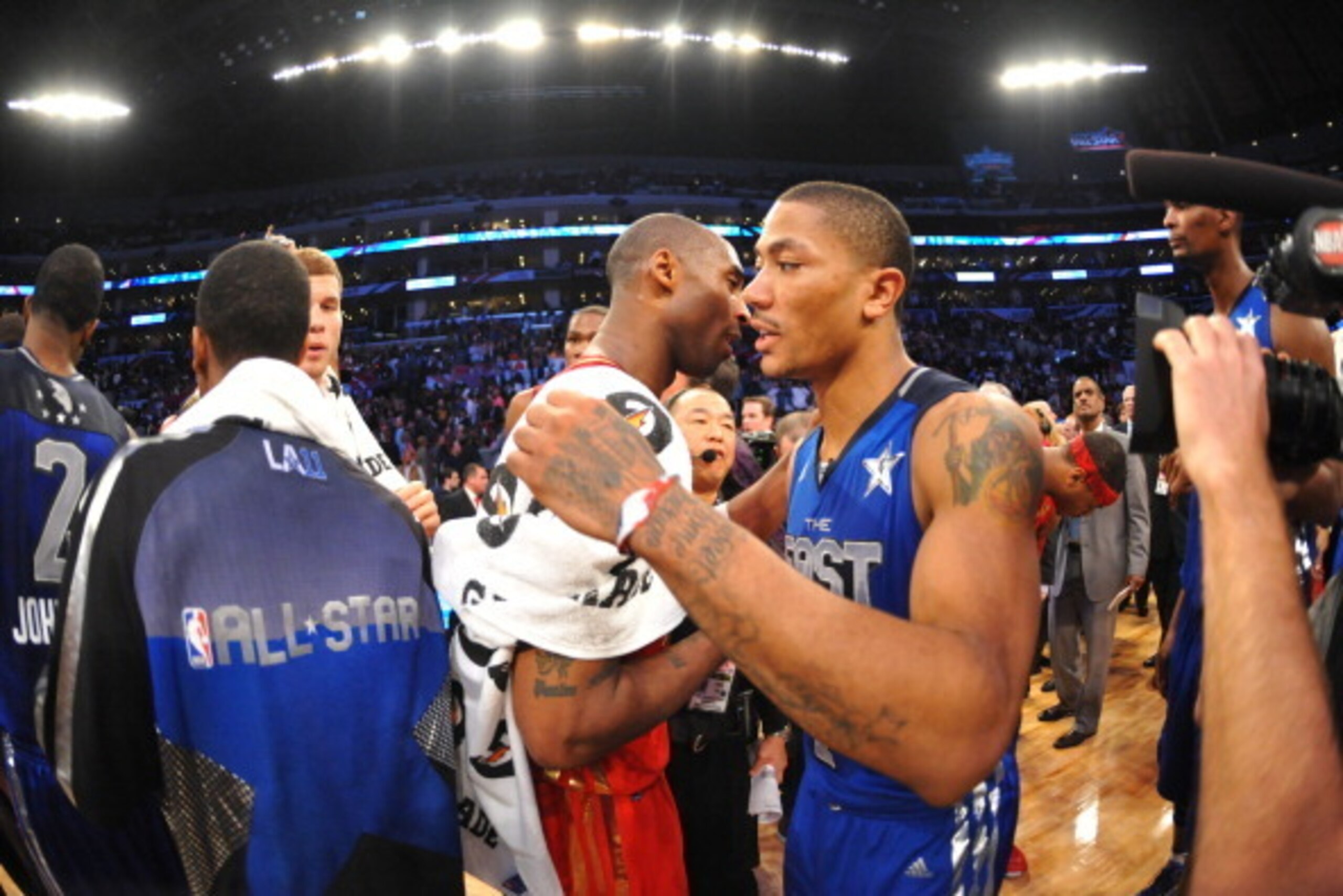 LOS ANGELES - FEBRUARY 20: Kobe Bryant #24 of the Western Conference All-Stars is congratulated by Derrick Rose #1 of the Eastern Conference All-Stars during the 2011 NBA All-Star Game on February 20, 2011 at the Staples Center in Los Angeles, California.