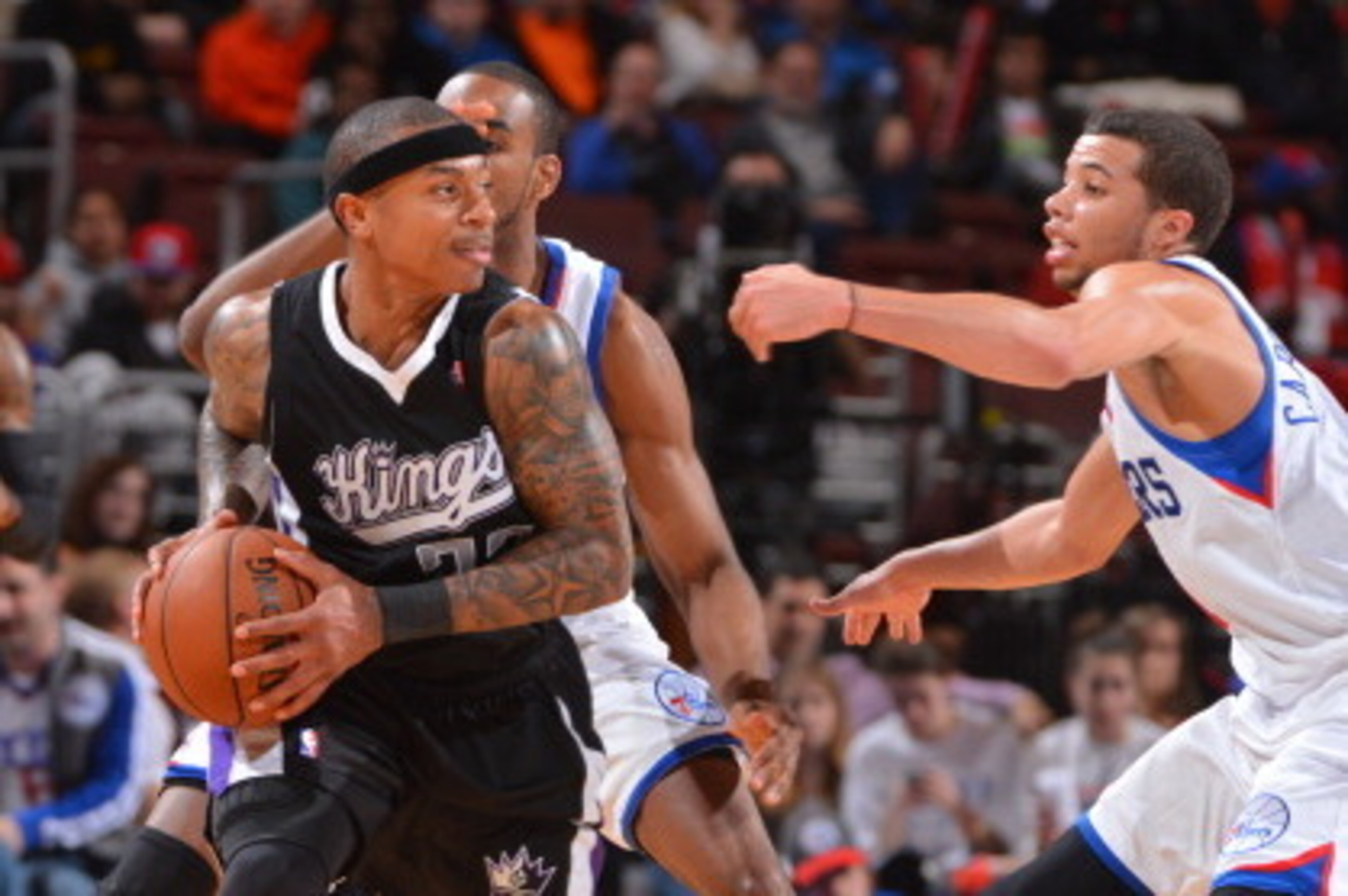 PHILADELPHIA, PA - MARCH 12: Isaiah Thomas #22 of the Sacramento Kings handles the ball against the Philadelphia 76ers at the Wells Fargo Center on March 12, 2014 in Philadelphia, Pennsylvania. NOTE TO USER: User expressly acknowledges and agrees that, by PHILADELPHIA, PA - MARCH 12: Isaiah Thomas #22 of the Sacramento Kings handles the ball against the Philadelphia 76ers at the Wells Fargo Center on March 12, 2014 in Philadelphia, Pennsylvania. NOTE TO USER: User expressly acknowledges and agrees that, by