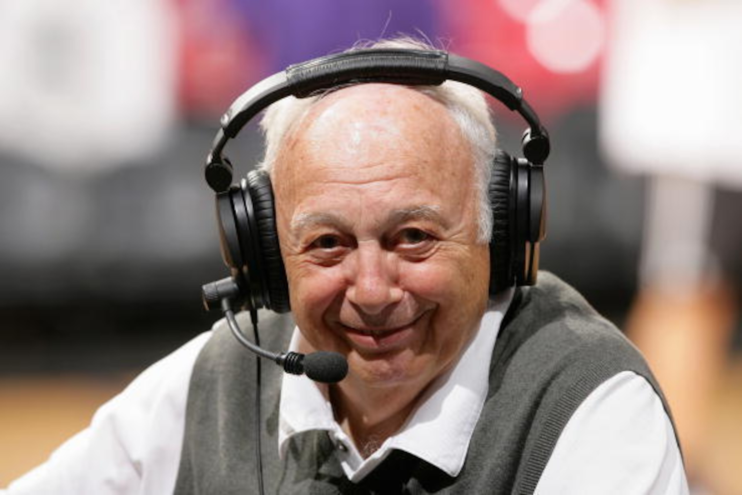 SACRAMENTO, CA - JANUARY 13: Consultant Pete Carril of the Sacramento Kings smiles after the game against the Orlando Magic on January 13, 2009 at Arco Arena in Sacramento, California. The Magic won 139-107. NOTE TO USER: User expressly acknowledges a SACRAMENTO, CA - JANUARY 13: Consultant Pete Carril of the Sacramento Kings smiles after the game against the Orlando Magic on January 13, 2009 at Arco Arena in Sacramento, California. The Magic won 139-107. NOTE TO USER: User expressly acknowledges a