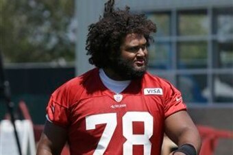 Joe Looney has been getting serious work with Alex Boone holding out.