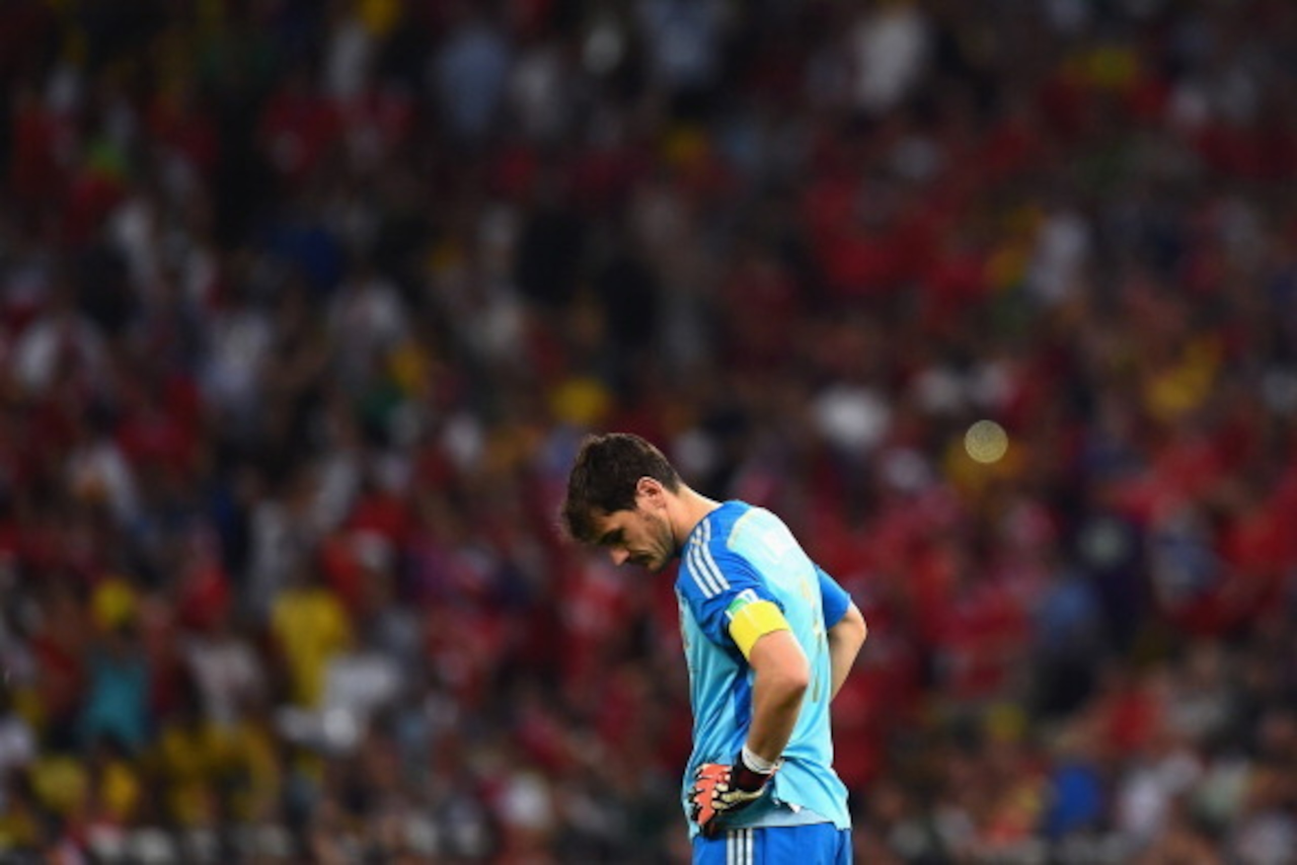 RIO DE JANEIRO, BRAZIL - JUNE 18:  Iker Casillas of Spain looks on during the 2014 FIFA World Cup Brazil Group B match between Spain and Chile at Maracana on June 18, 2014 in Rio de Janeiro, Brazil.  (Photo by David Ramos/Getty Images)