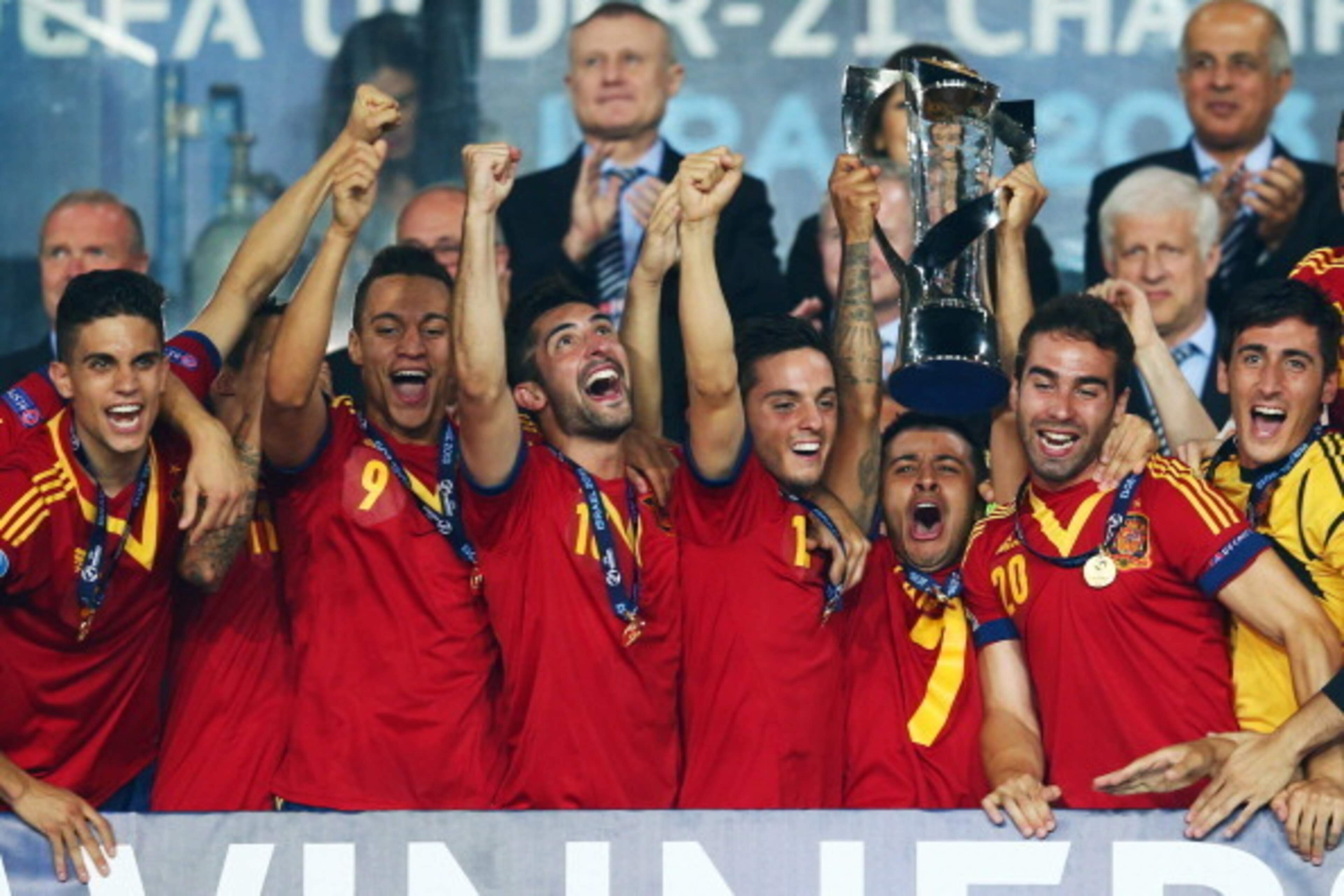 JERUSALEM, ISRAEL - JUNE 18:  Captain Thiago Alcantara of Spain lifts the trophy after winning the UEFA European U21 Championship final match against Italy at Teddy Stadium on June 18, 2013 in Jerusalem, Israel.  (Photo by Alex Grimm/Getty Images)