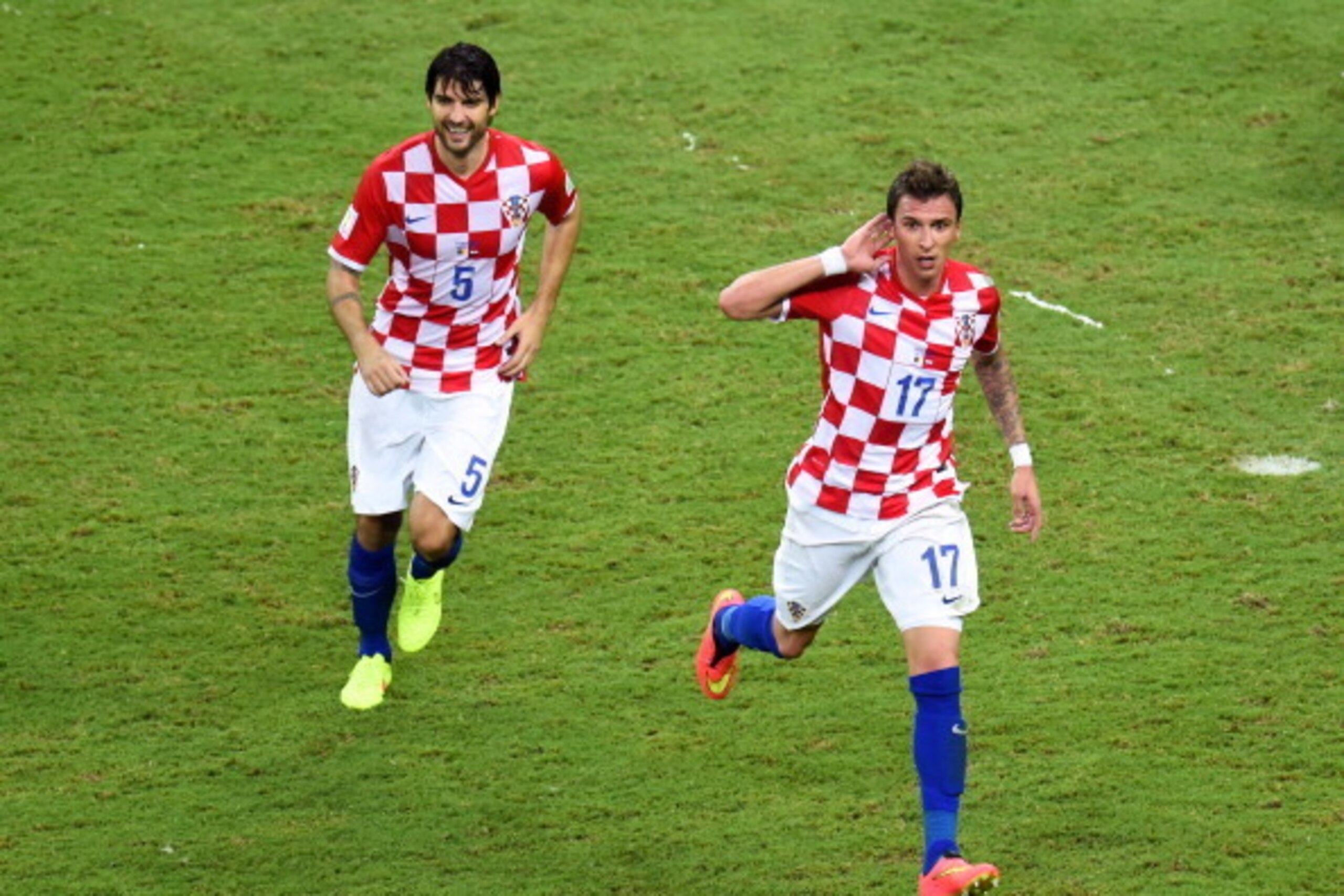 MANAUS, BRAZIL - JUNE 18: Mario Mandzukic of Croatia celebrates scoring the third goalduring the 2014 FIFA World Cup Brazil Group A match between Cameroon and Croatia at Arena Amazonia on June 18, 2014 in Manaus, Brazil. (Photo by Stu Forster/Getty Imag MANAUS, BRAZIL - JUNE 18: Mario Mandzukic of Croatia celebrates scoring the third goalduring the 2014 FIFA World Cup Brazil Group A match between Cameroon and Croatia at Arena Amazonia on June 18, 2014 in Manaus, Brazil. (Photo by Stu Forster/Getty Imag
