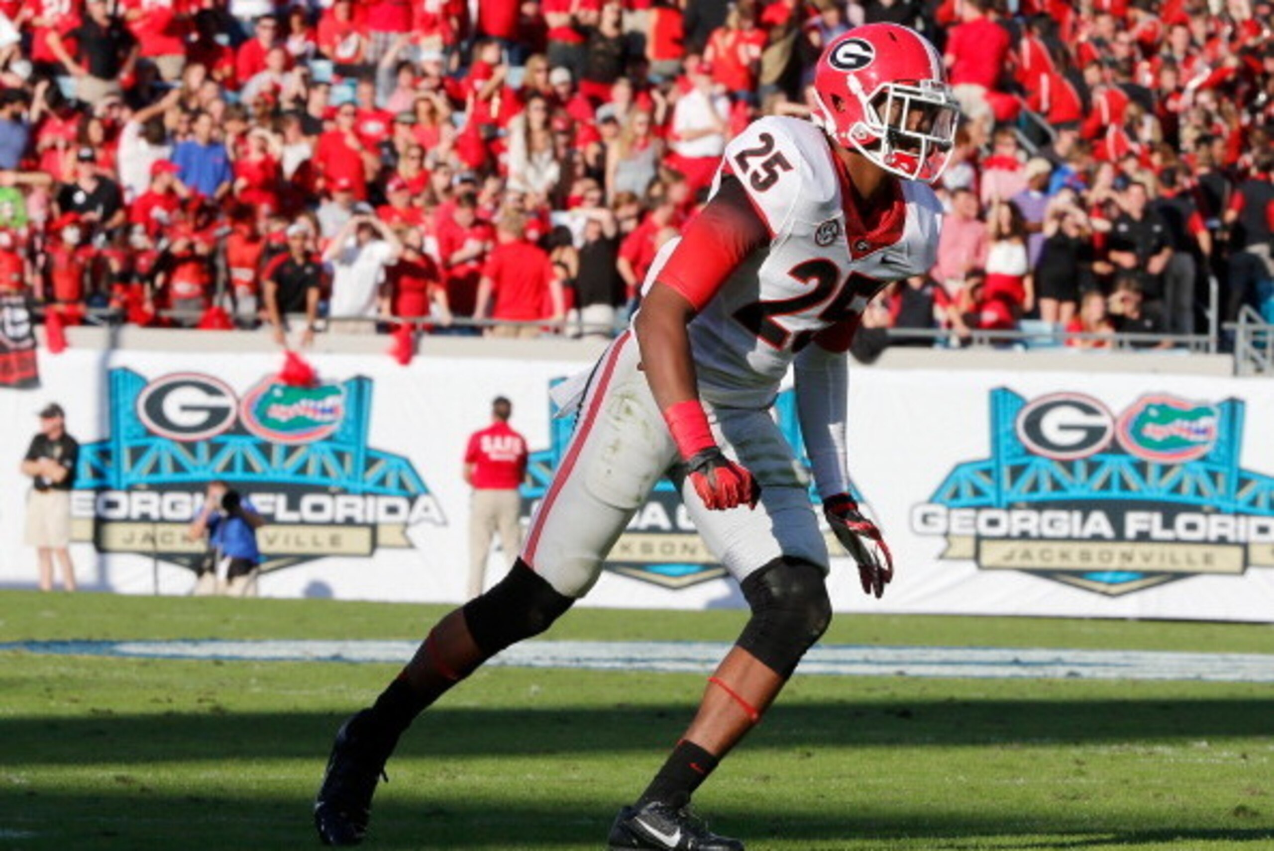 JACKSONVILLE, FL - NOVEMBER 02:  Josh Harvey-Clemons #25 of the Georgia Bulldogs in action during the game against the Florida Gators at EverBank Field on November 2, 2013 in Jacksonville, Florida.  (Photo by Sam Greenwood/Getty Images)