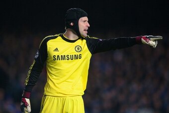 LONDON, ENGLAND - APRIL 08:  Petr Cech of Chelsea points during the UEFA Champions League Quarter Final second leg match between Chelsea and Paris Saint-Germain FC at Stamford Bridge on April 8, 2014 in London, England.  (Photo by Julian Finney/Getty Imag