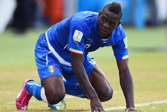 NATAL, BRAZIL - JUNE 24:  Mario Balotelli of Italy reacts during the 2014 FIFA World Cup Brazil Group D match between Italy and Uruguay at Estadio das Dunas on June 24, 2014 in Natal, Brazil.  (Photo by Matthias Hangst/Getty Images)