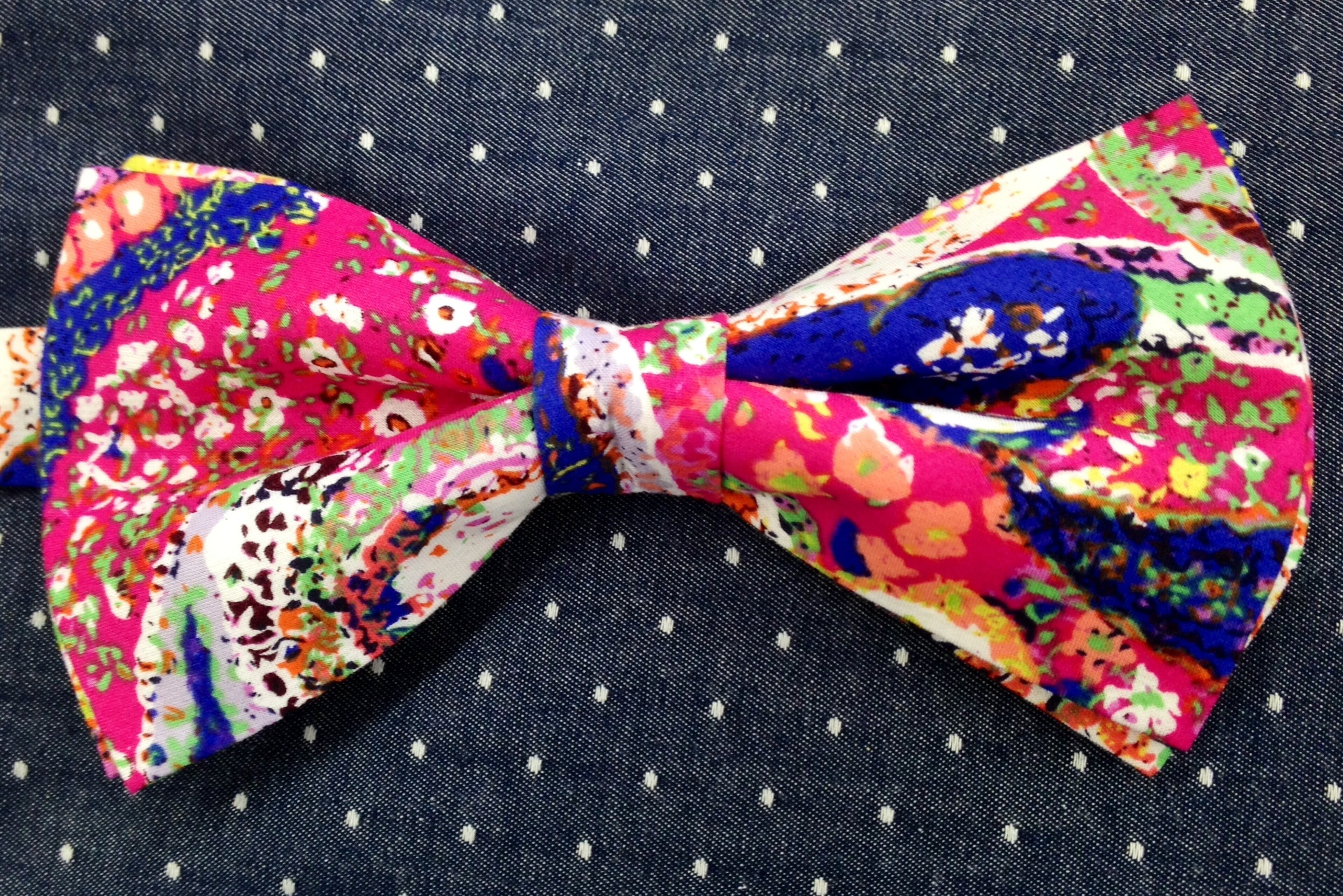 Julius Randle's funky bow tie.