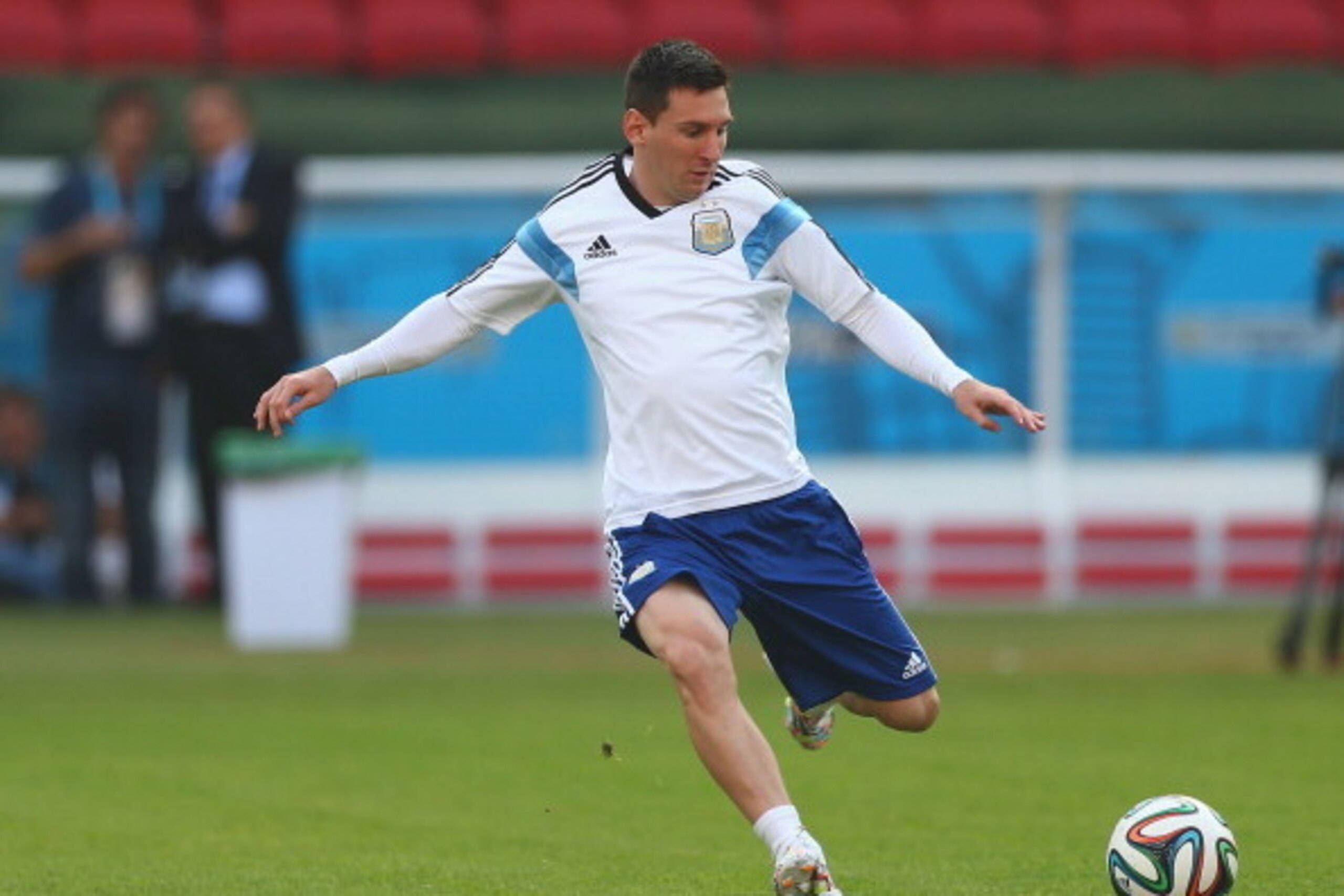 PORTO ALEGRE, BRAZIL - JUNE 24:  Lionel Messi of Argentina during a training session at Estadio Beira-Rio on June 24, 2014 in Porto Alegre, Brazil.  (Photo by Ronald Martinez/Getty Images)