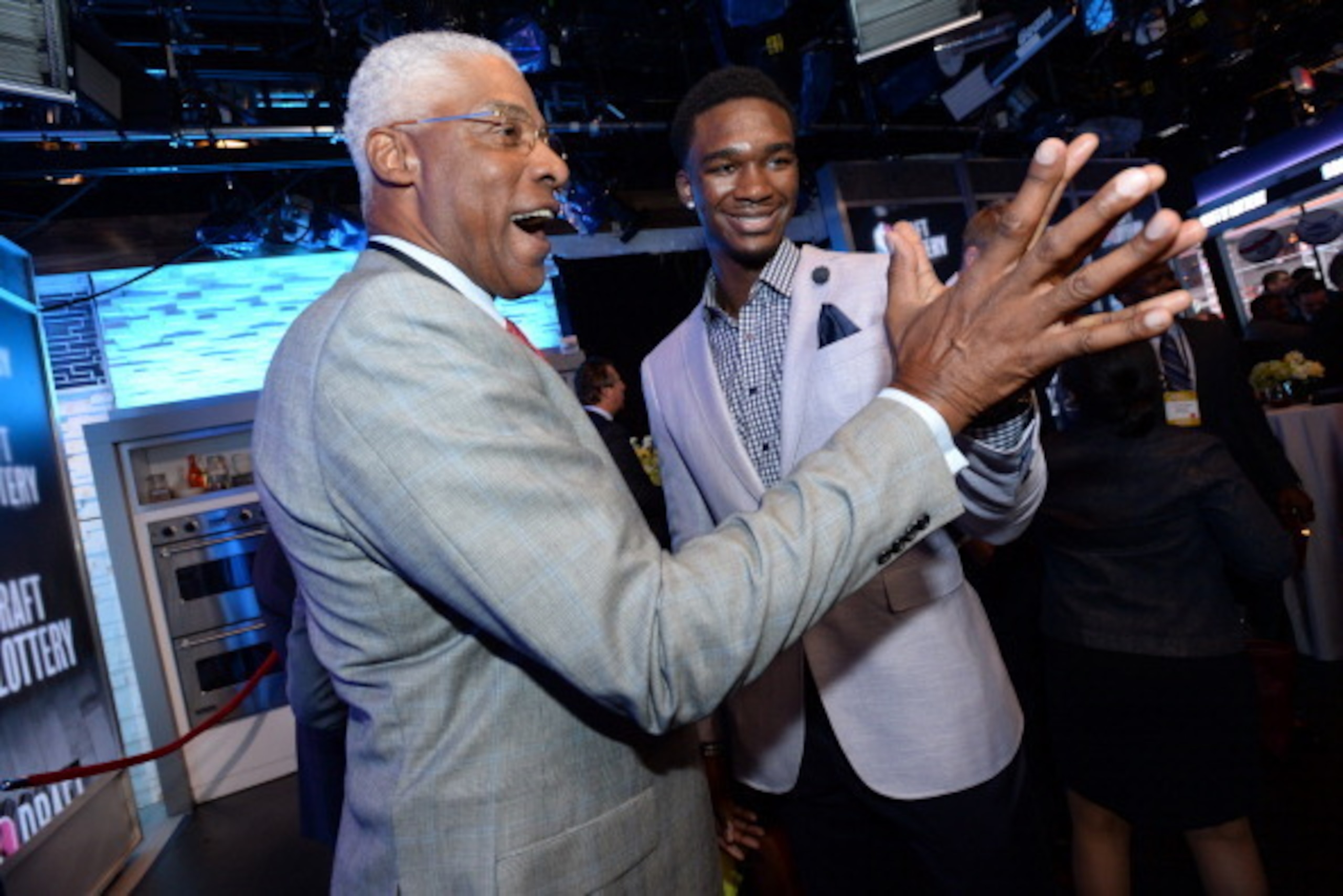 NEW YORK - MAY 20: NBA Legend Julius Erving measures his hands with draft prospect Noah Vonleh at a reception prior to the 2014 NBA Draft Lottery on May 20, 2014 at the ABC News' 'Good Morning America' Times Square Studio in New York City. NOTE TO USER: NEW YORK - MAY 20: NBA Legend Julius Erving measures his hands with draft prospect Noah Vonleh at a reception prior to the 2014 NBA Draft Lottery on May 20, 2014 at the ABC News' 'Good Morning America' Times Square Studio in New York City. NOTE TO USER: