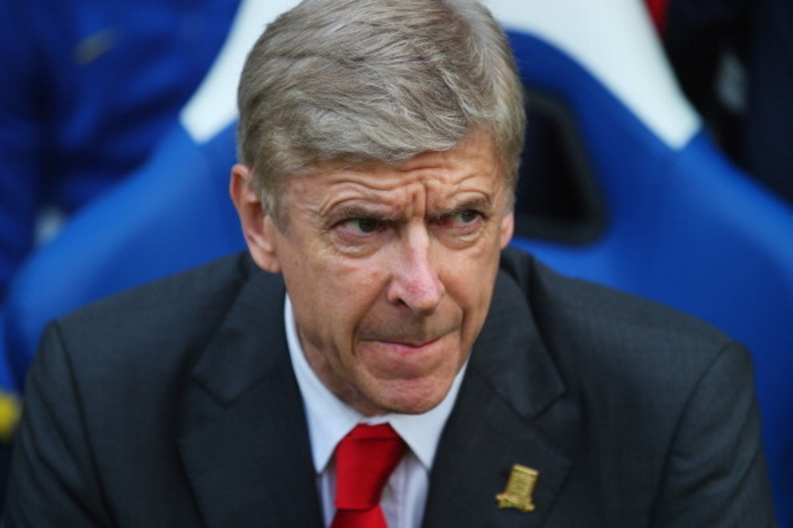 LONDON, ENGLAND - OCTOBER 26:  Arsene Wenger, manager of Arsenal looks on during the Barclays Premier League match between Crystal Palace and Arsenal at Selhurst Park on October 26, 2013 in London, England.  (Photo by Clive Rose/Getty Images)