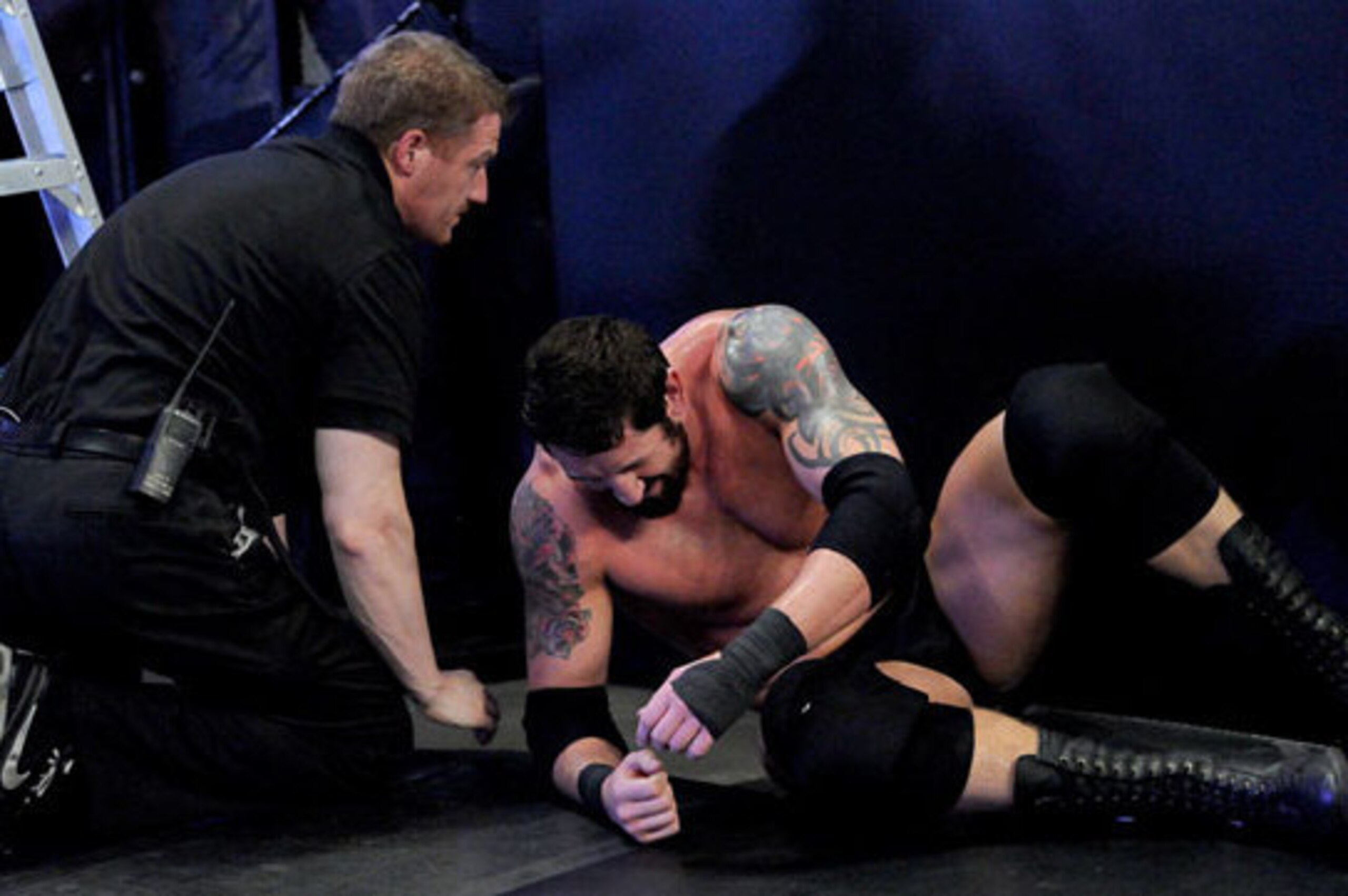 Bad News Barrett injured at SmackDown Bad News Barrett injured at SmackDown