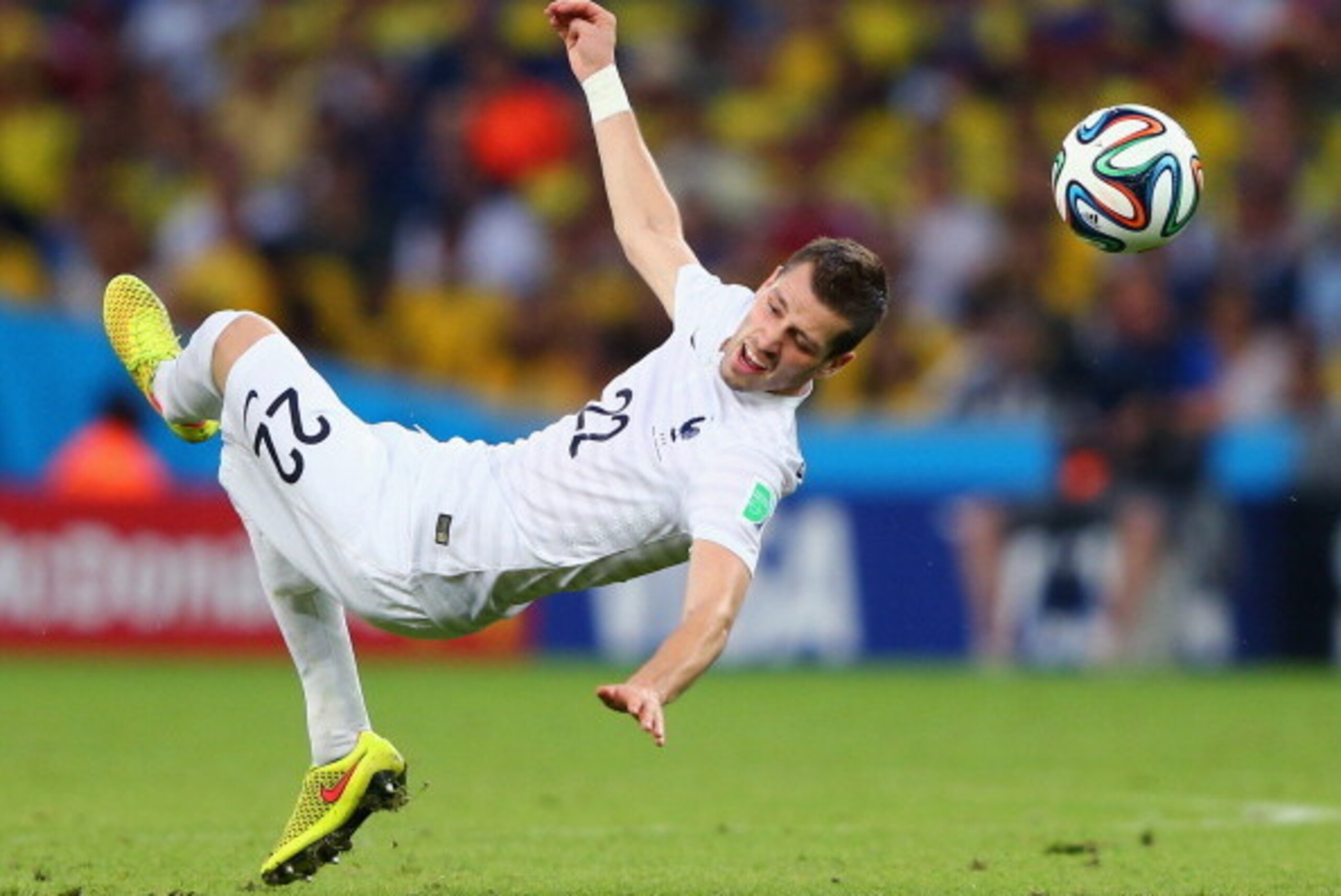 RIO DE JANEIRO, BRAZIL - JUNE 25: Morgan Schneiderlin of France falls after a challenge during the 2014 FIFA World Cup Brazil Group E match between Ecuador and France at Maracana on June 25, 2014 in Rio de Janeiro, Brazil.  (Photo by Jamie Squire/Getty Im