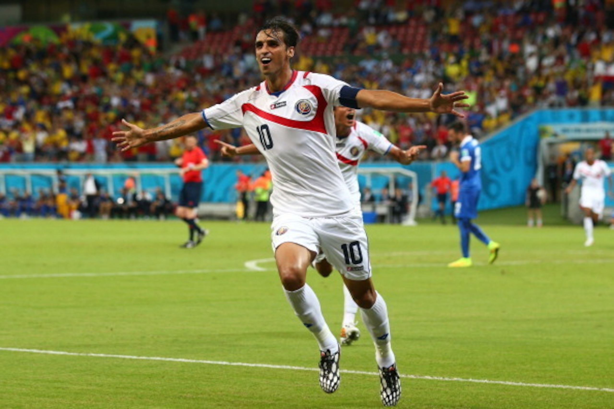 RECIFE, BRAZIL - JUNE 29:  Bryan Ruiz of Costa Rica celebrates scoring his team's first goal during the 2014 FIFA World Cup Brazil Round of 16 match between Costa Rica and Greece at Arena Pernambuco on June 29, 2014 in Recife, Brazil.  (Photo by Ian Walto