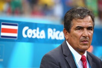 RECIFE, BRAZIL - JUNE 29:  Head coach Jorge Luis Pinto of Costa Rica looks on prior to the 2014 FIFA World Cup Brazil Round of 16 match between Costa Rica and Greece at Arena Pernambuco on June 29, 2014 in Recife, Brazil.  (Photo by Ian Walton/Getty Image