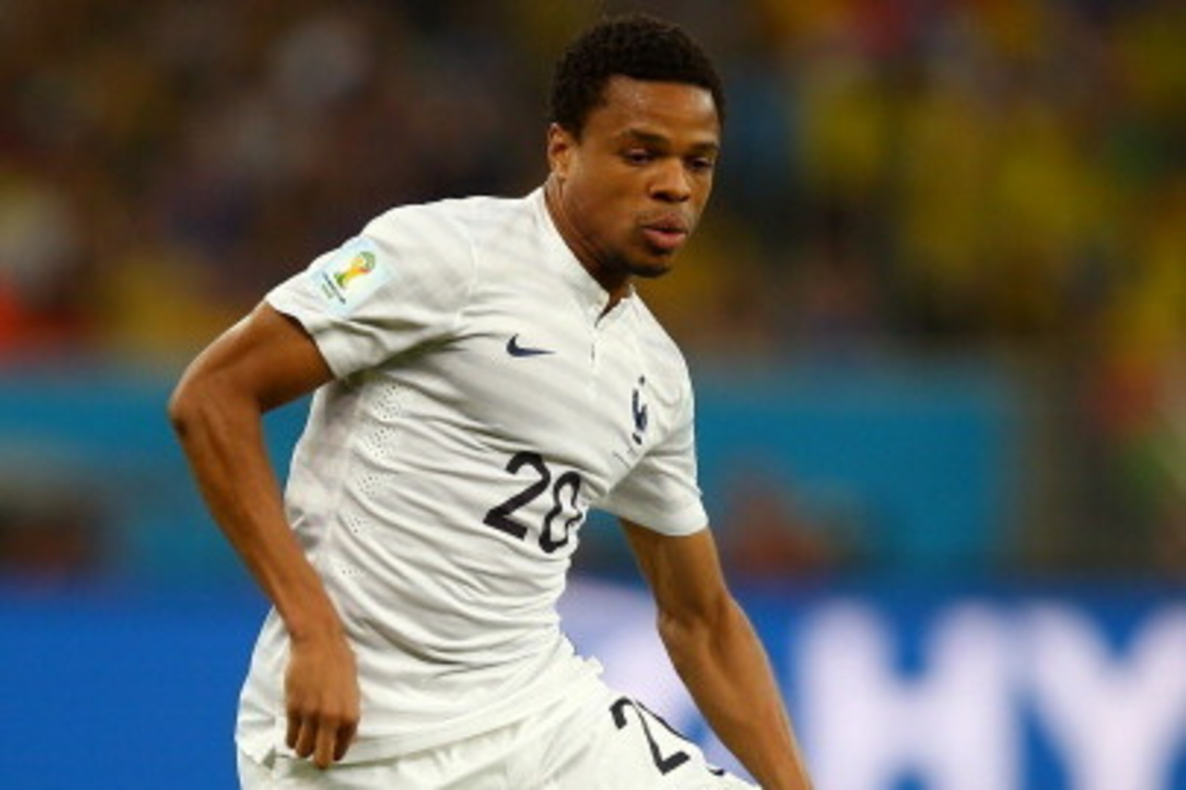 RIO DE JANEIRO, BRAZIL - JUNE 25: Loic Remy of France controls the ball during the 2014 FIFA World Cup Brazil Group E match between Ecuador and France at Maracana on June 25, 2014 in Rio de Janeiro, Brazil. (Photo by Clive Rose/Getty Images) RIO DE JANEIRO, BRAZIL - JUNE 25: Loic Remy of France controls the ball during the 2014 FIFA World Cup Brazil Group E match between Ecuador and France at Maracana on June 25, 2014 in Rio de Janeiro, Brazil. (Photo by Clive Rose/Getty Images)